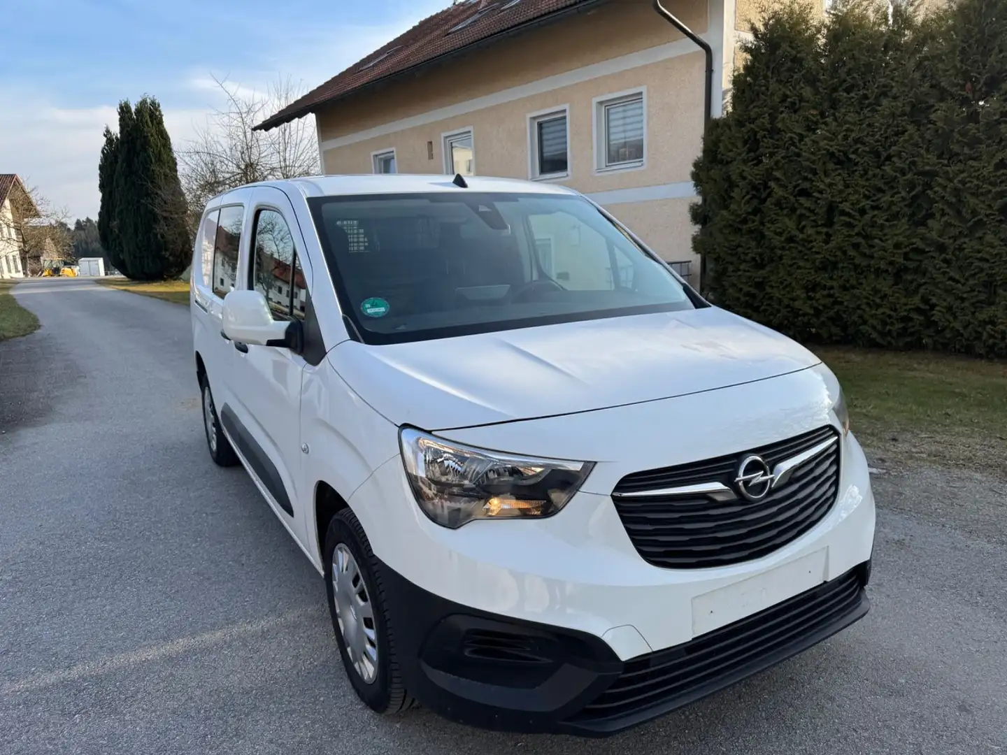 Opel Combo E Cargo Edition erhöhte Nutzlast XL*NAVI* Blanc - 1