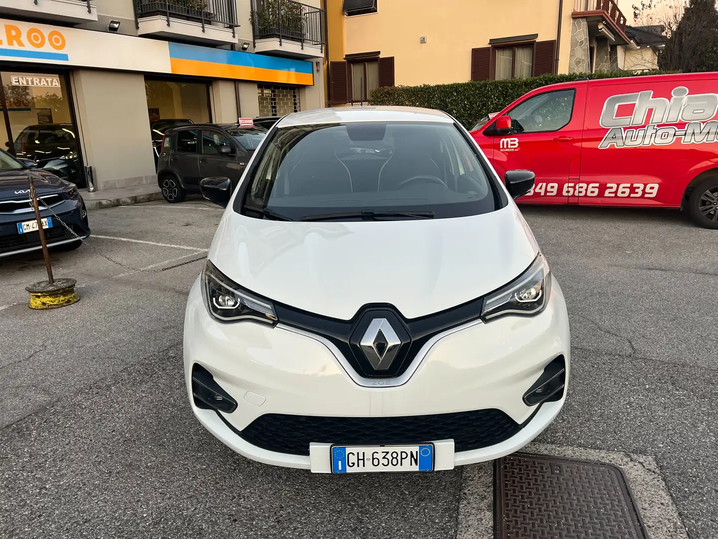 Renault ZOE Life R 110 51 Kwh Batterie di Proprietà Bianco - 2