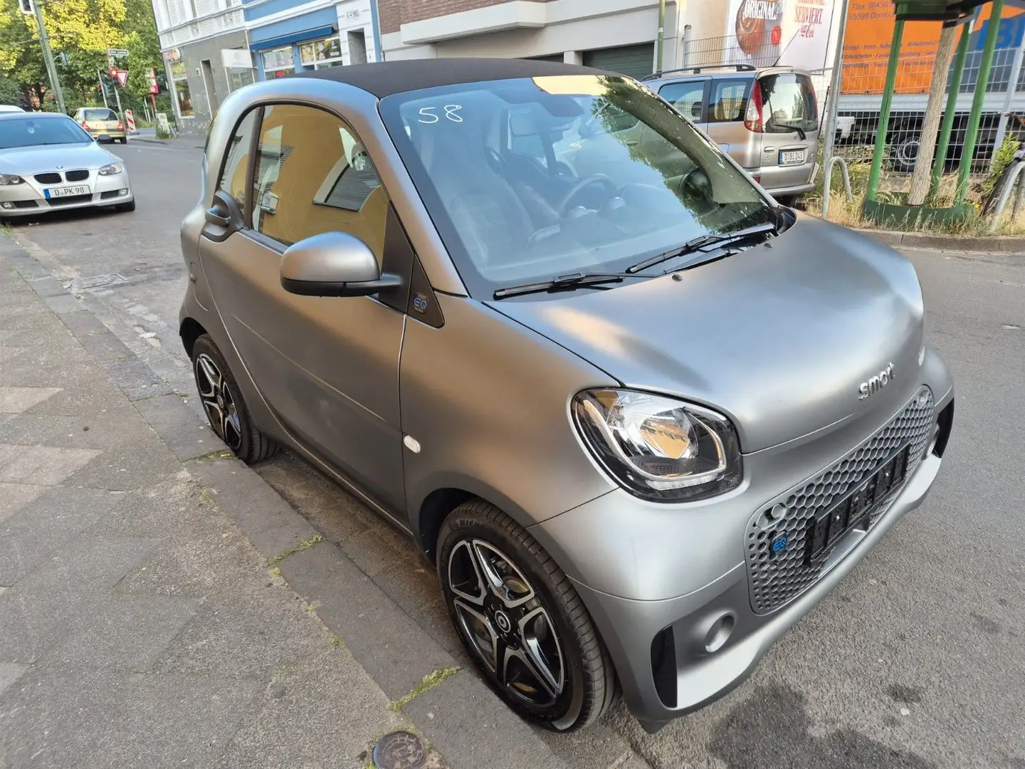 smart forTwo coupe EQ Prime Teilleder Alu Klima Grau - 2