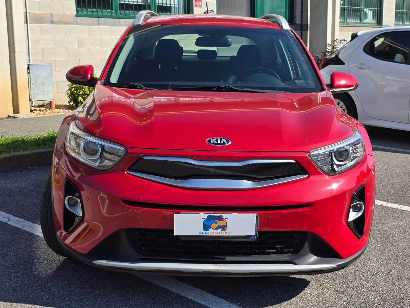 Kia Stonic 1.2 MPI 84 CV Style NEOPATENTATI Rood - 2