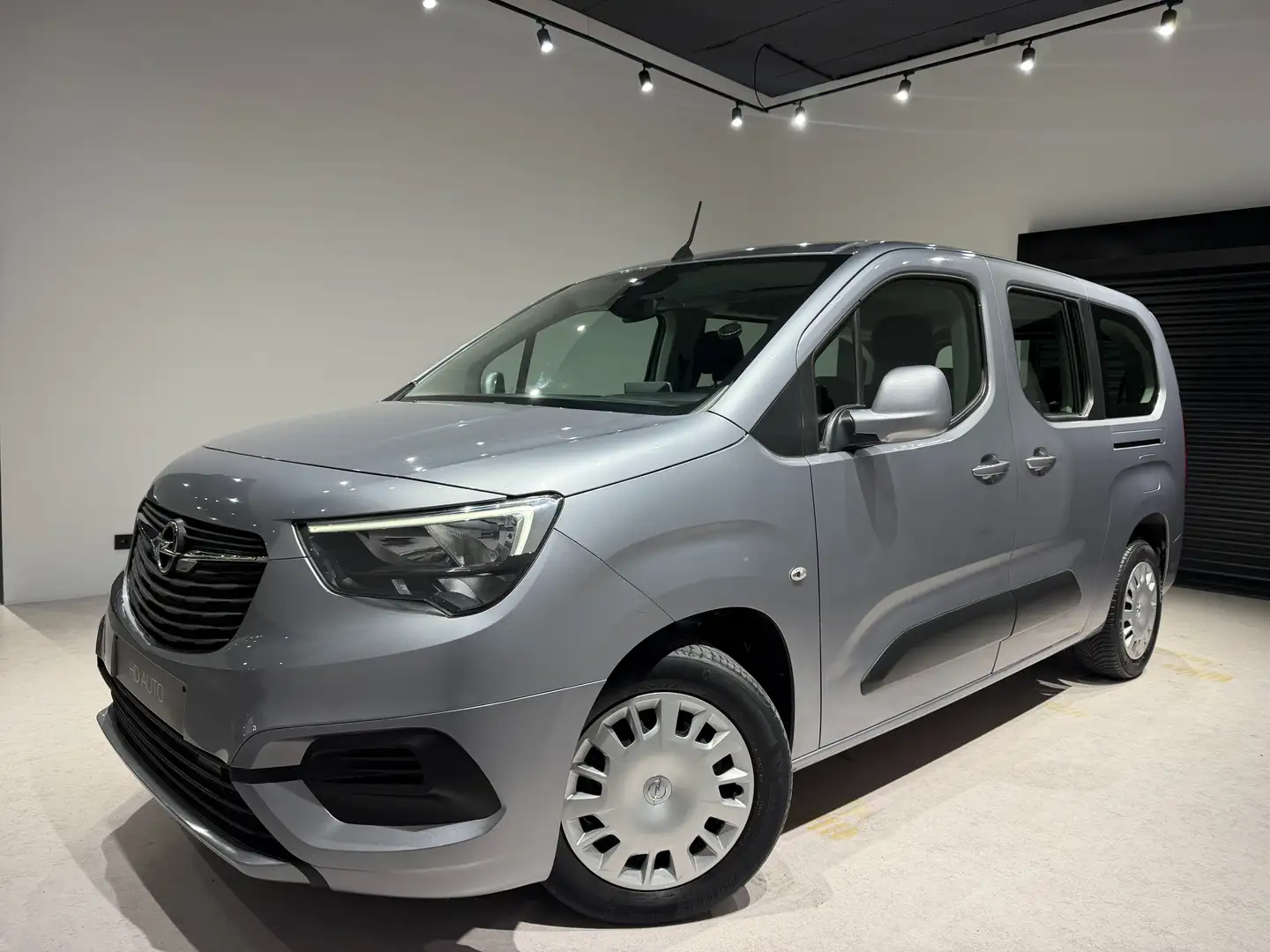 Opel Combo Life XL LONGUE 1.2 T Edition7 PLACES/45.000KM Gris - 2