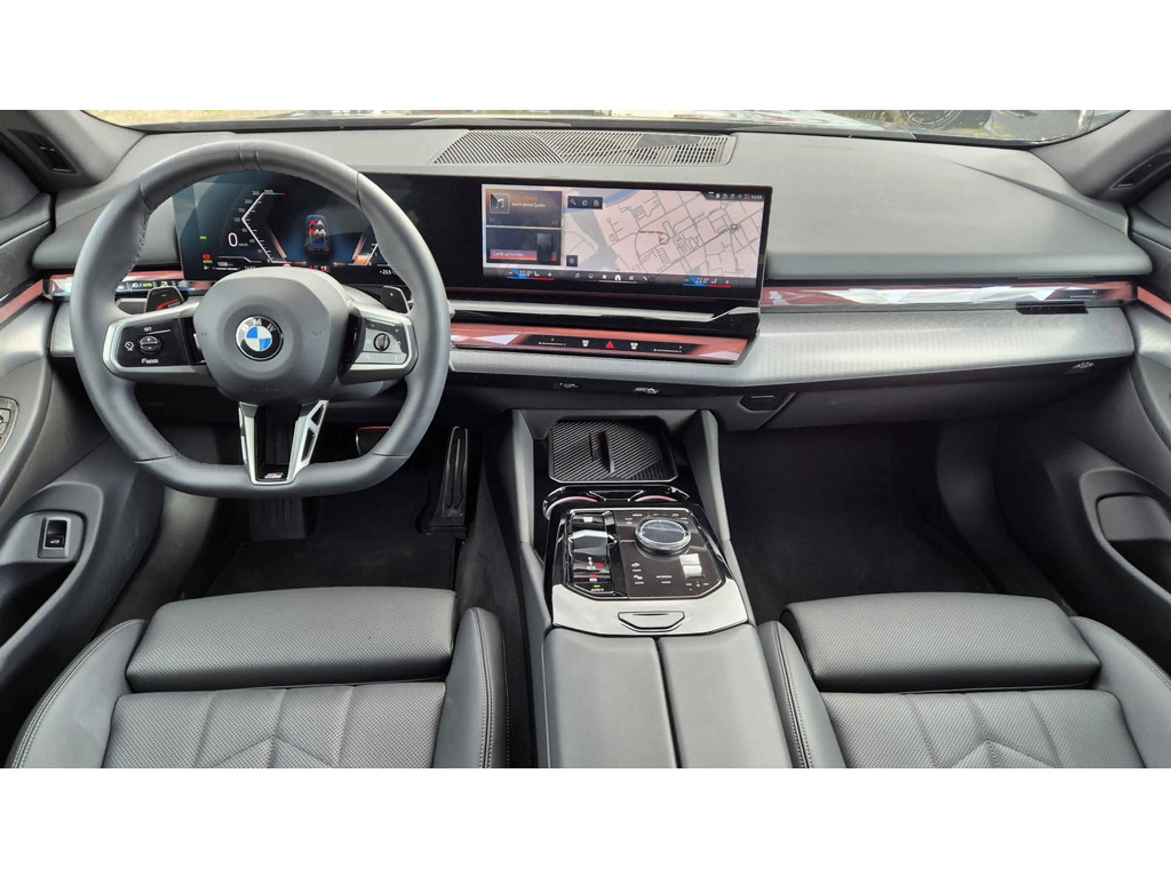 BMW 520 i Touring M-Sport H/K+ACC+KAM+NAVI+LED+SHZ — photo 6