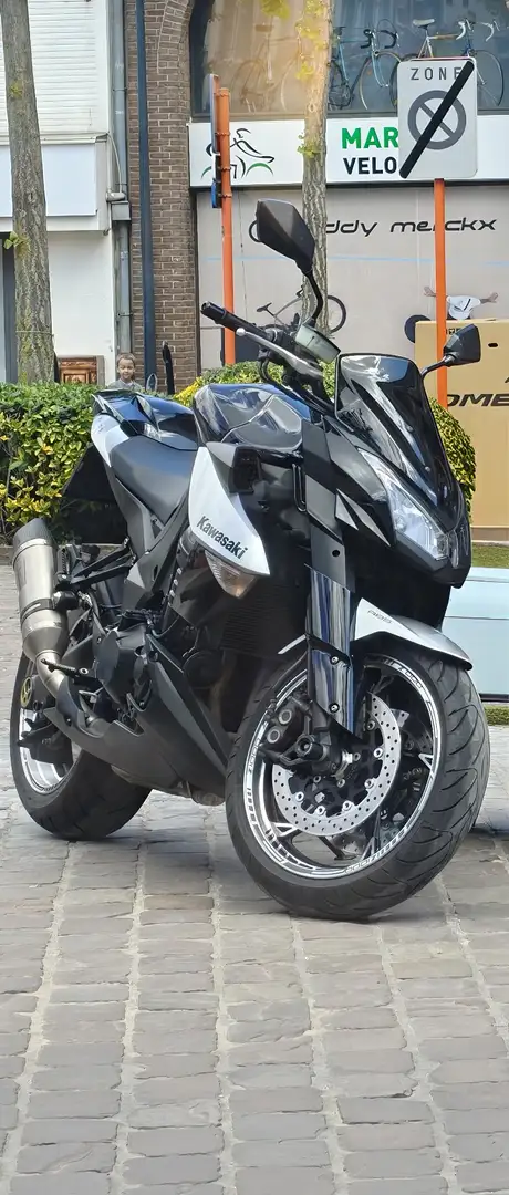 Kawasaki Z 1000 ABS Schwarz - 2