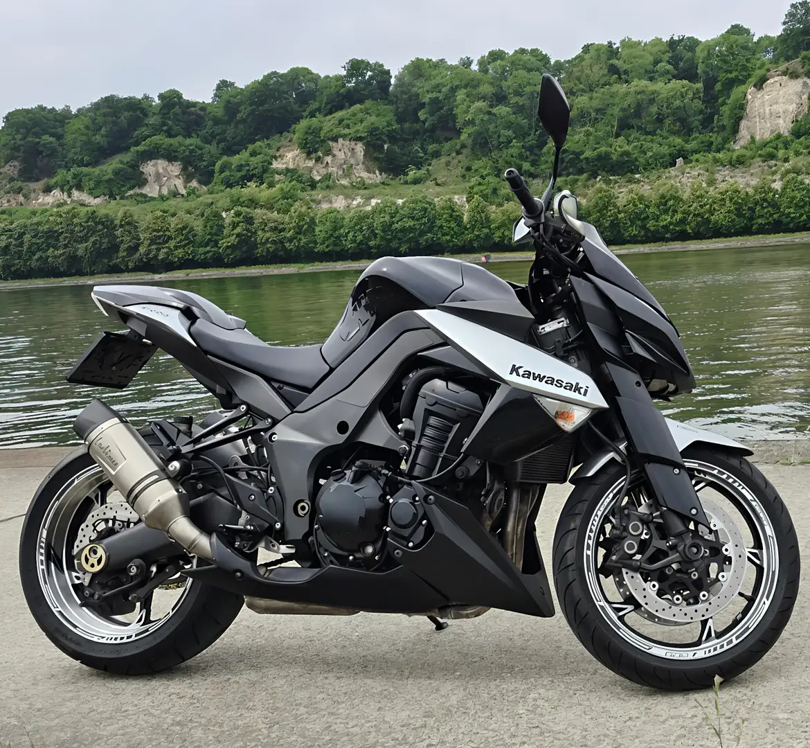 Kawasaki Z 1000 ABS Schwarz - 1