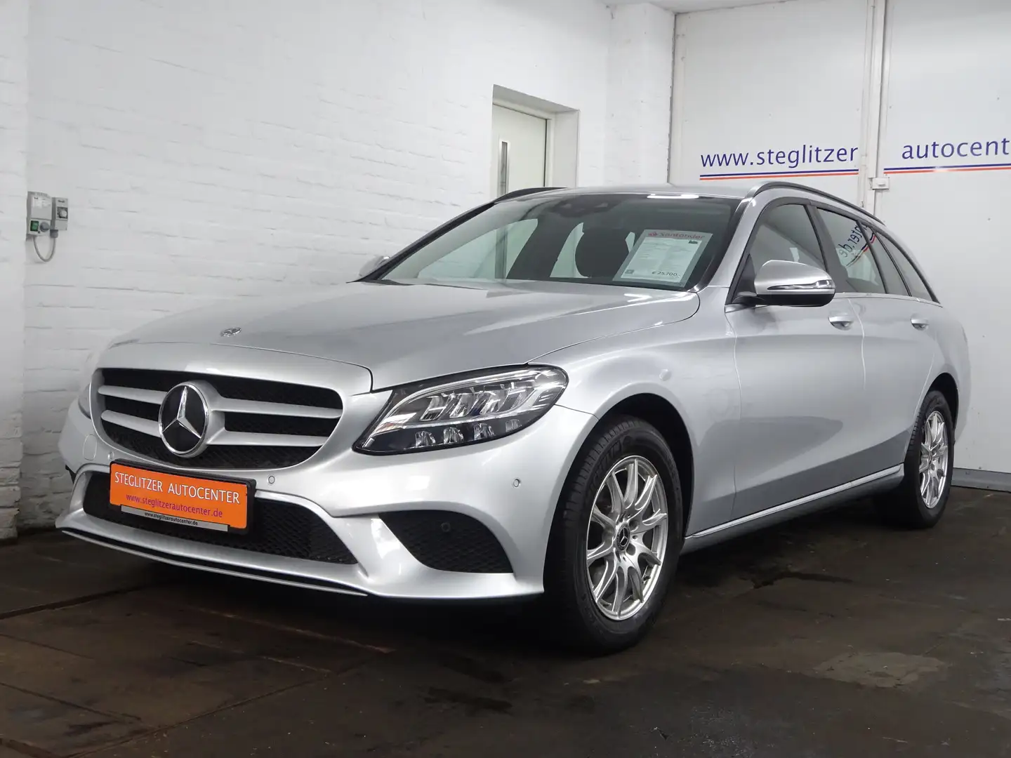Mercedes-Benz C 200 d T 9G ACC/AHK/LED/Navi/PDC/TW/Spur/SHZ/CarPlay Zilver - 1