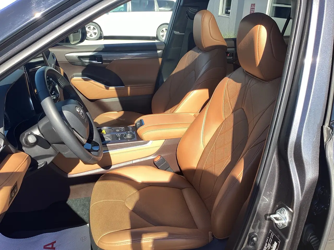 Toyota Highlander снимка Toyota Highlander