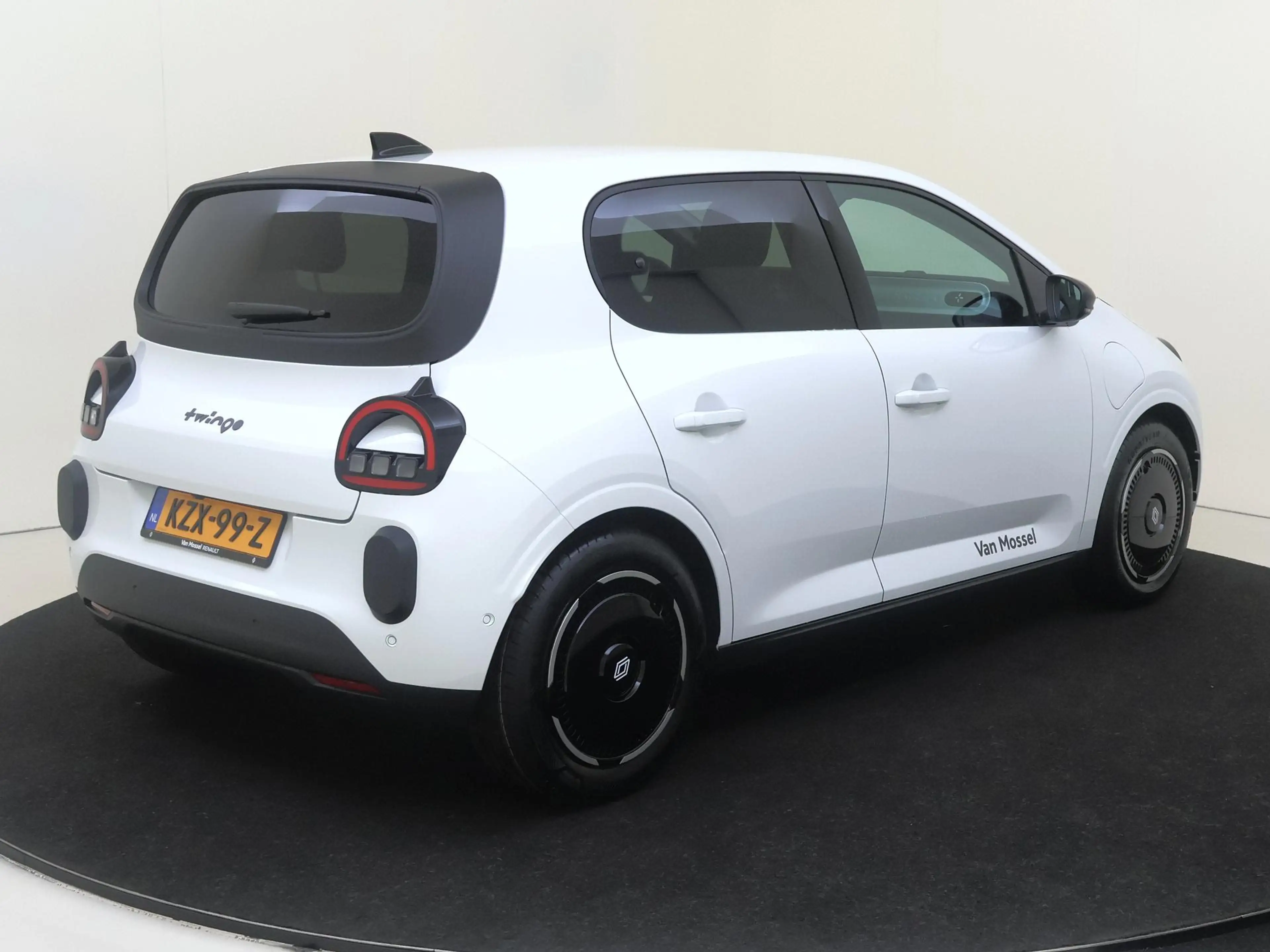 Renault Twingo urban range techno 27.5 kWh Pack Privilege — photo 4