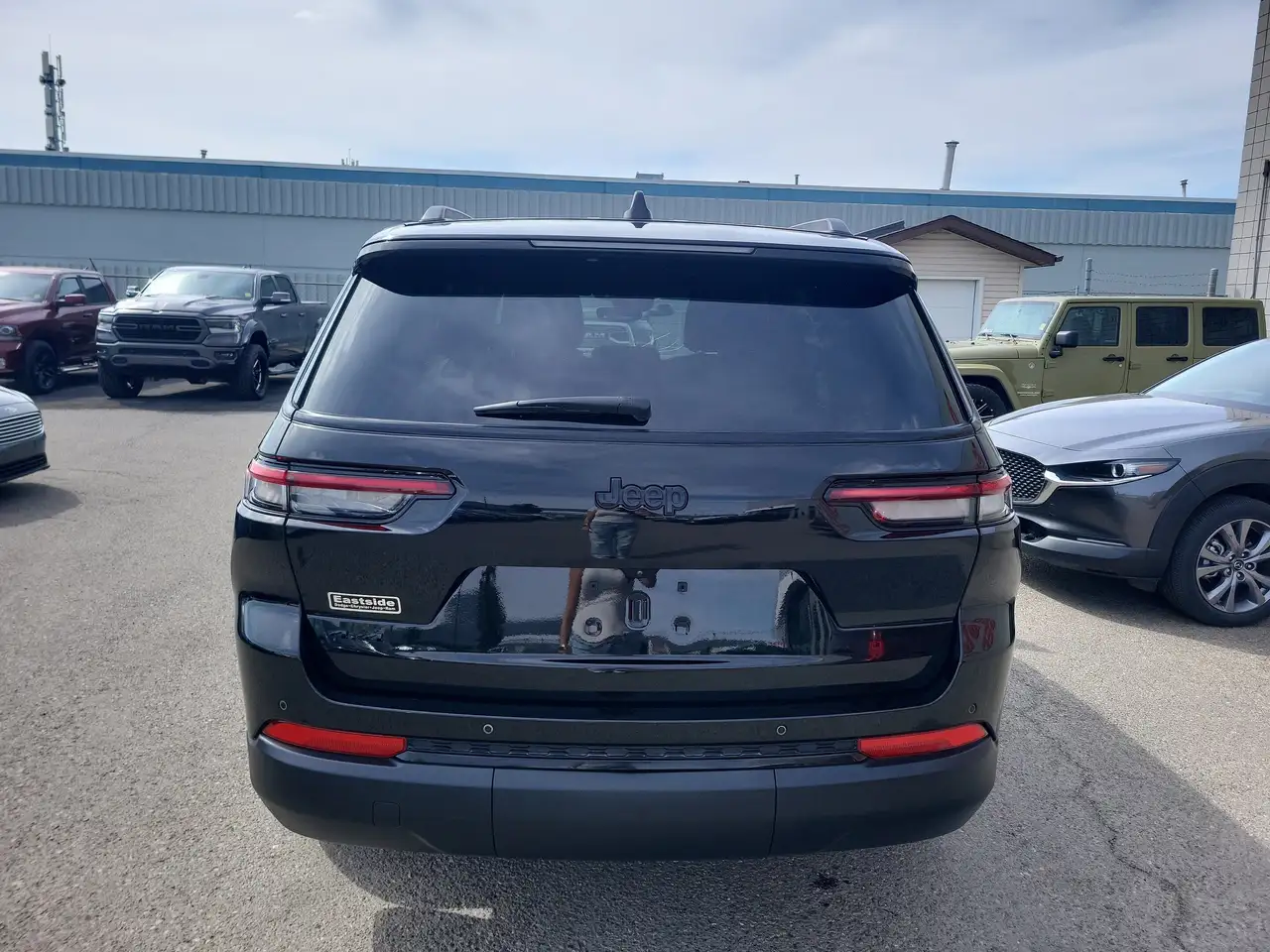 Jeep Grand Cherokee снимка Jeep Grand Cherokee