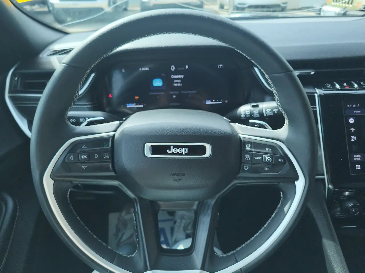 Jeep Grand Cherokee снимка Jeep Grand Cherokee