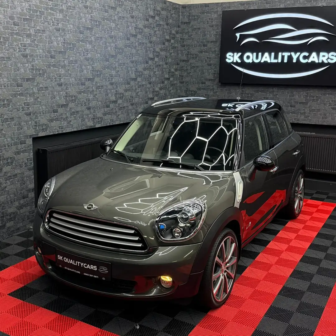 MINI Cooper D All4 Grau - 1