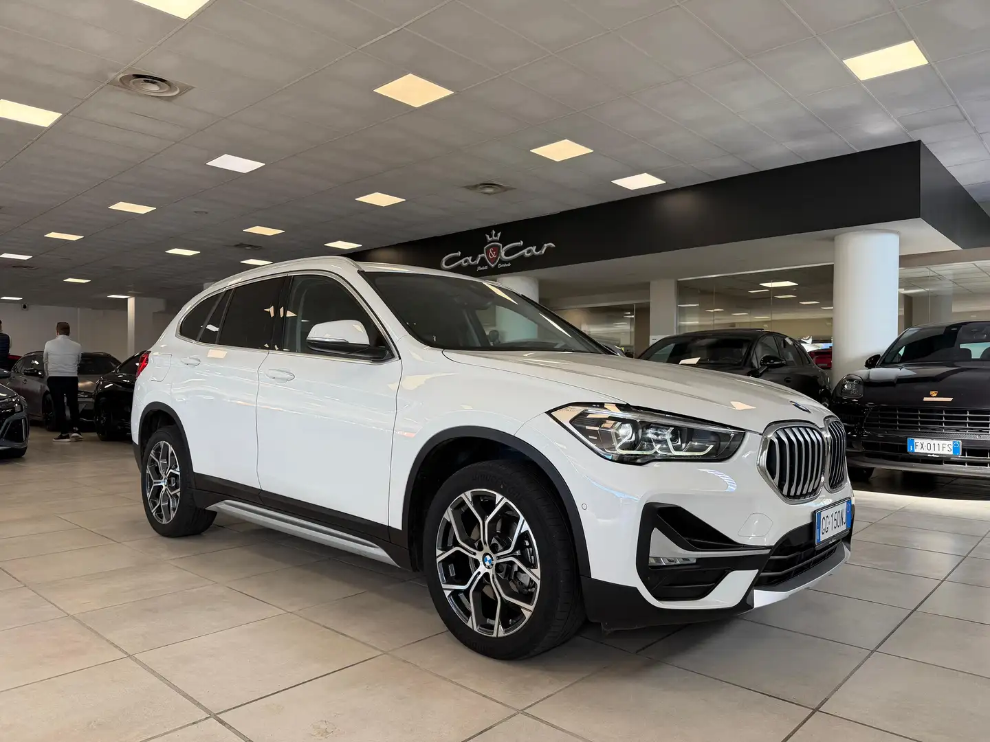BMW X1 sdrive18d xLine auto Blanc - 1