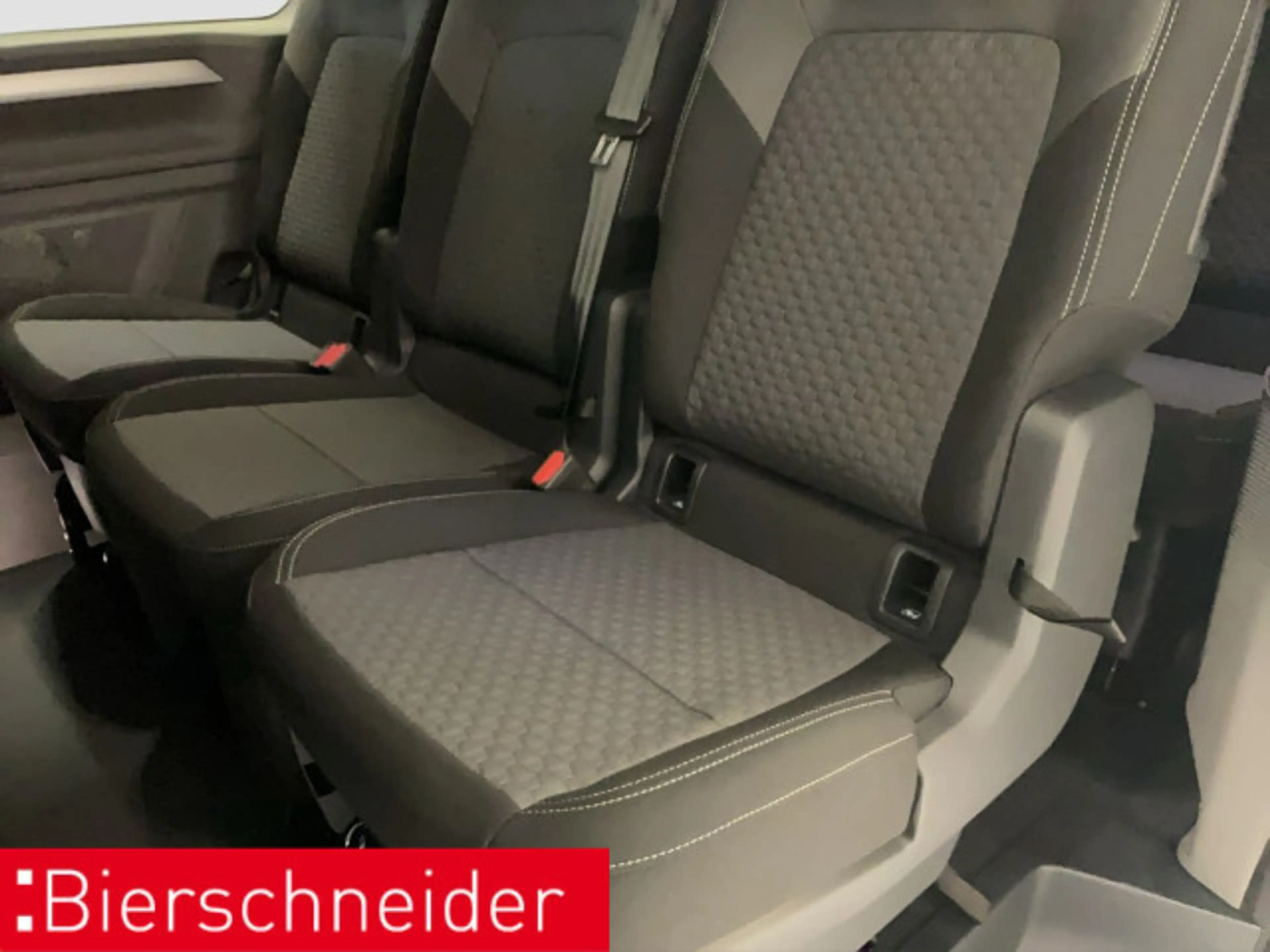 Volkswagen T7 Caravelle 2.0 TDI 4Mo Life LR 9SI AHK NAVI KL — photo 11