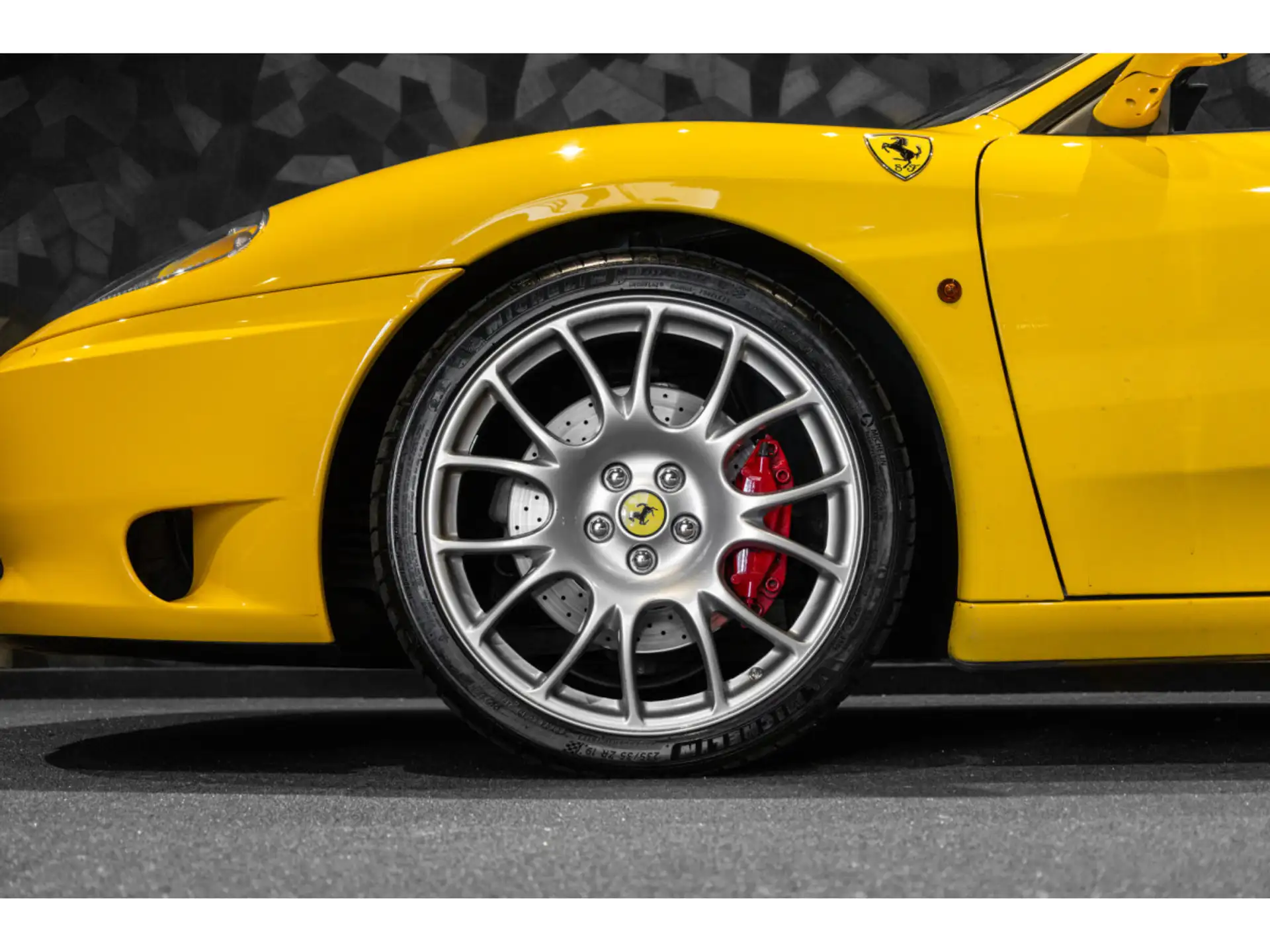 페라리 360 Spider 2002 노랑 사진 8