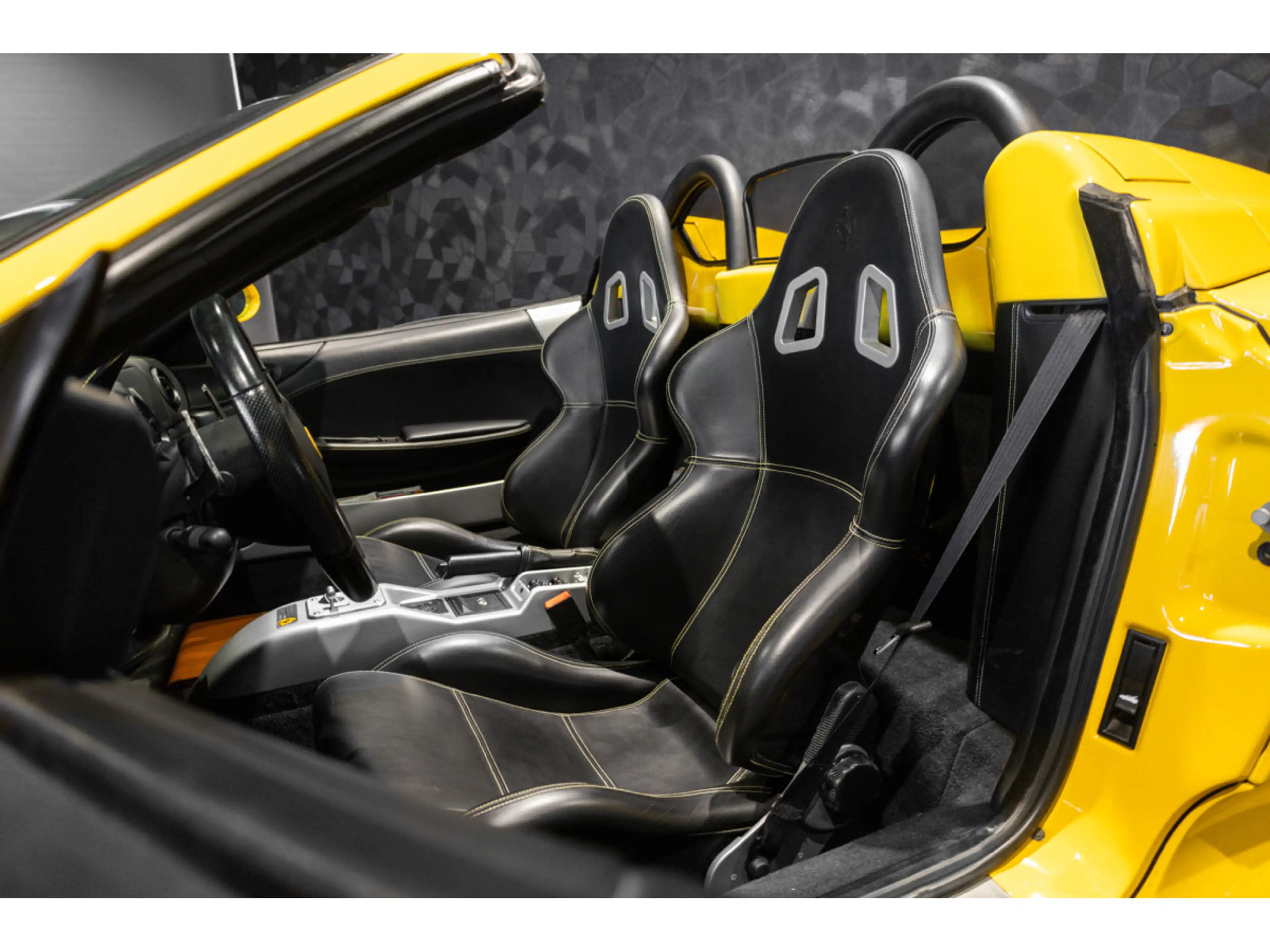 Ferrari 360 Spider - GIALLO MODENA — photo 10