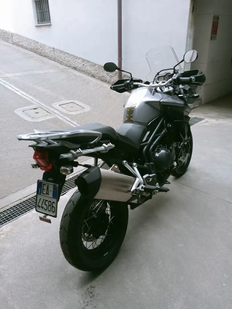 Triumph Tiger 1200 Explorer Šedá - 2