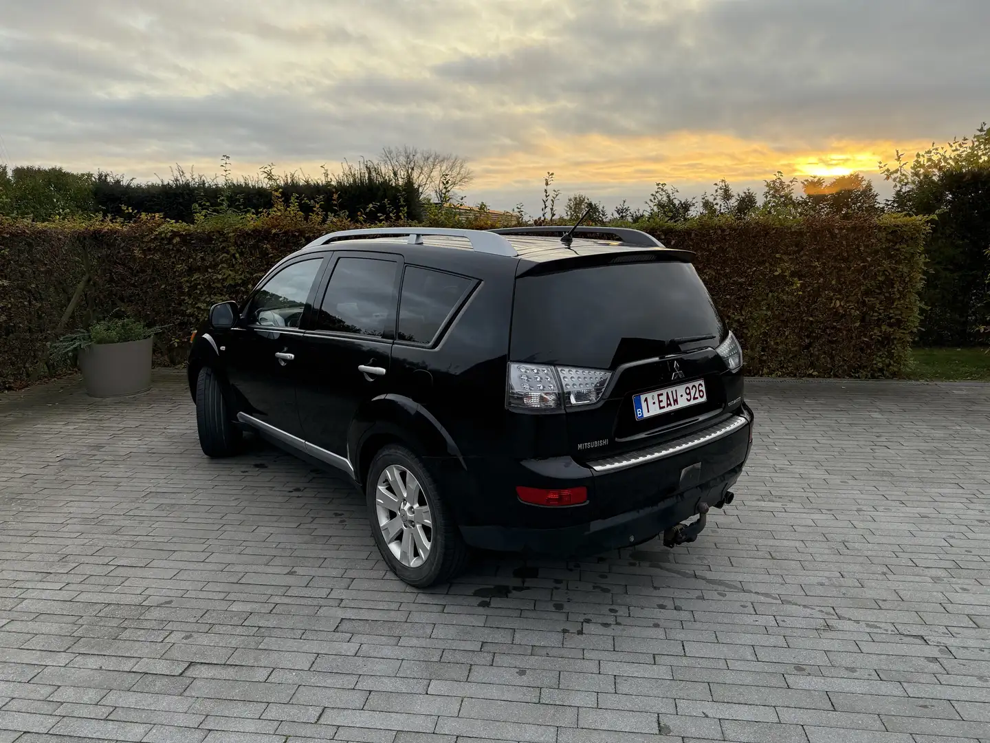 Mitsubishi Outlander Outlander 2.0 DI-D 4WD Instyle Noir - 2