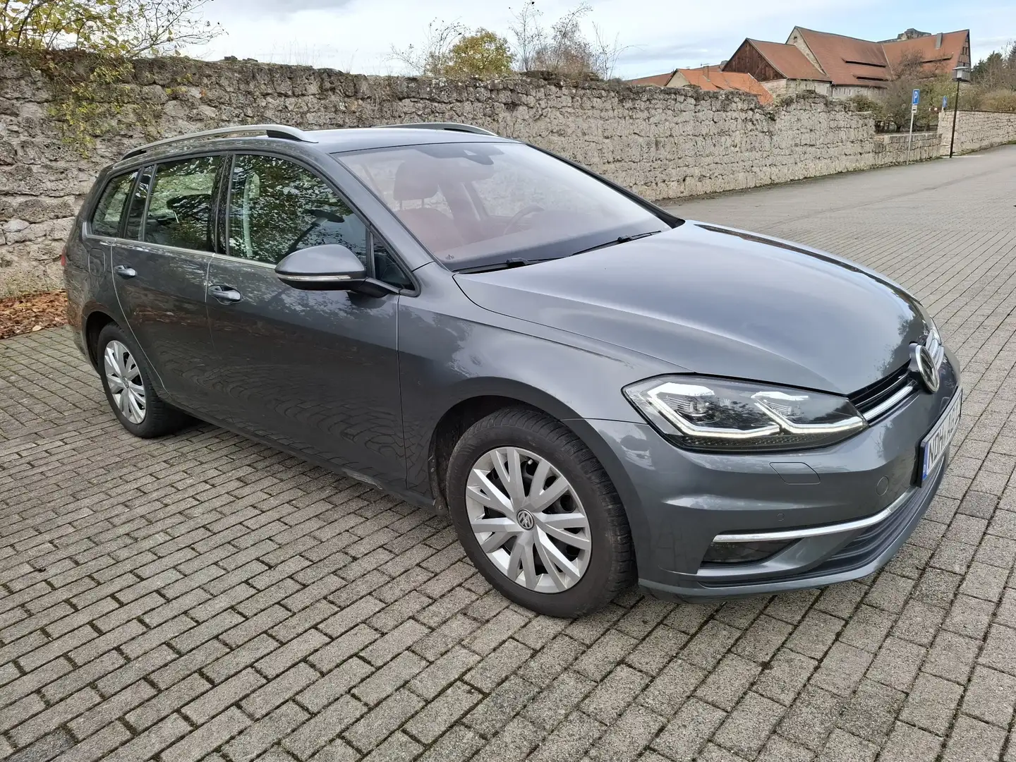 Volkswagen Golf Variant 2.0 TDI Highline Grau - 2