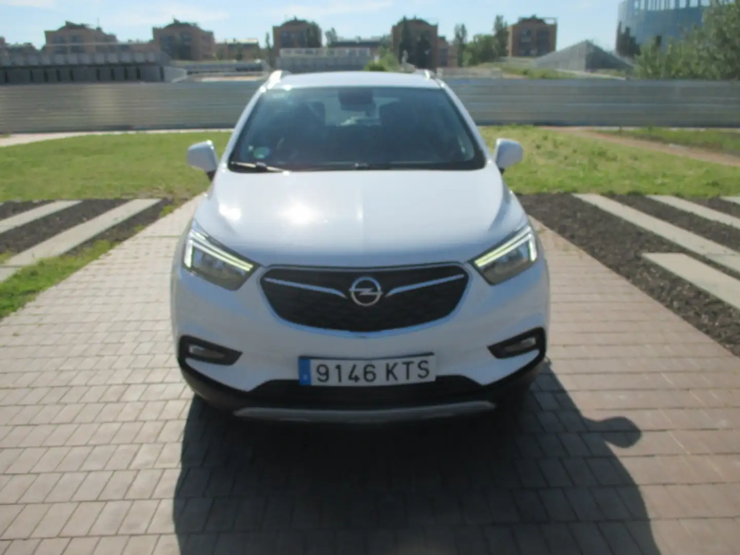 Opel Mokka X 1.4T GLP Excellence 4x2 Bílá - 2