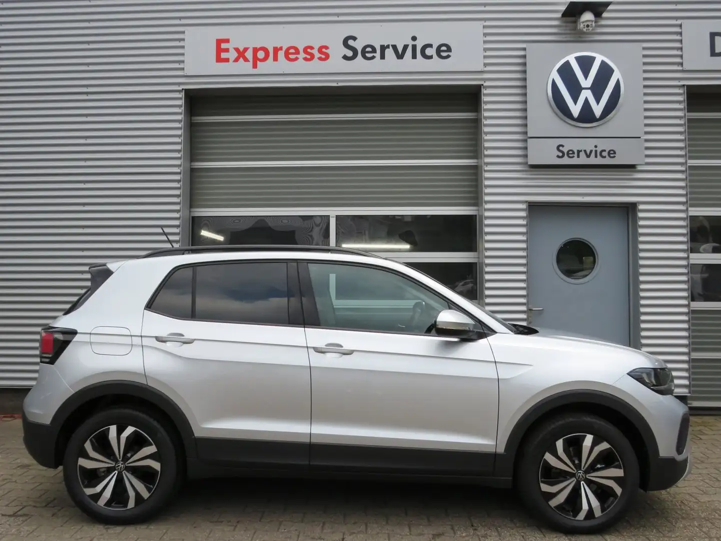 Volkswagen T-Cross 1.0 TSI DSG Life/Anschlussgarantie/DAB+/ACC/ Zilver - 1