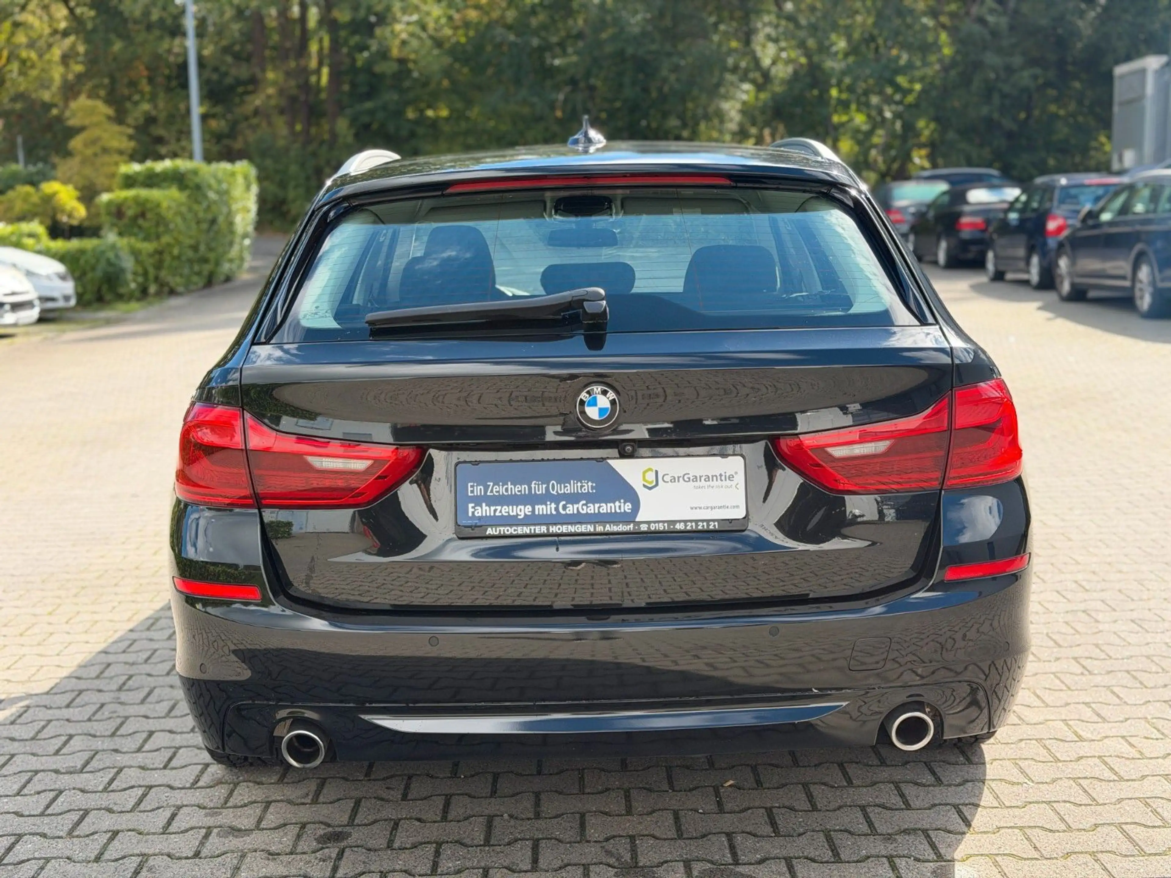 BMW 530 i Touring Garantie*Kamera*Parkassist*AHK*LED — photo 9
