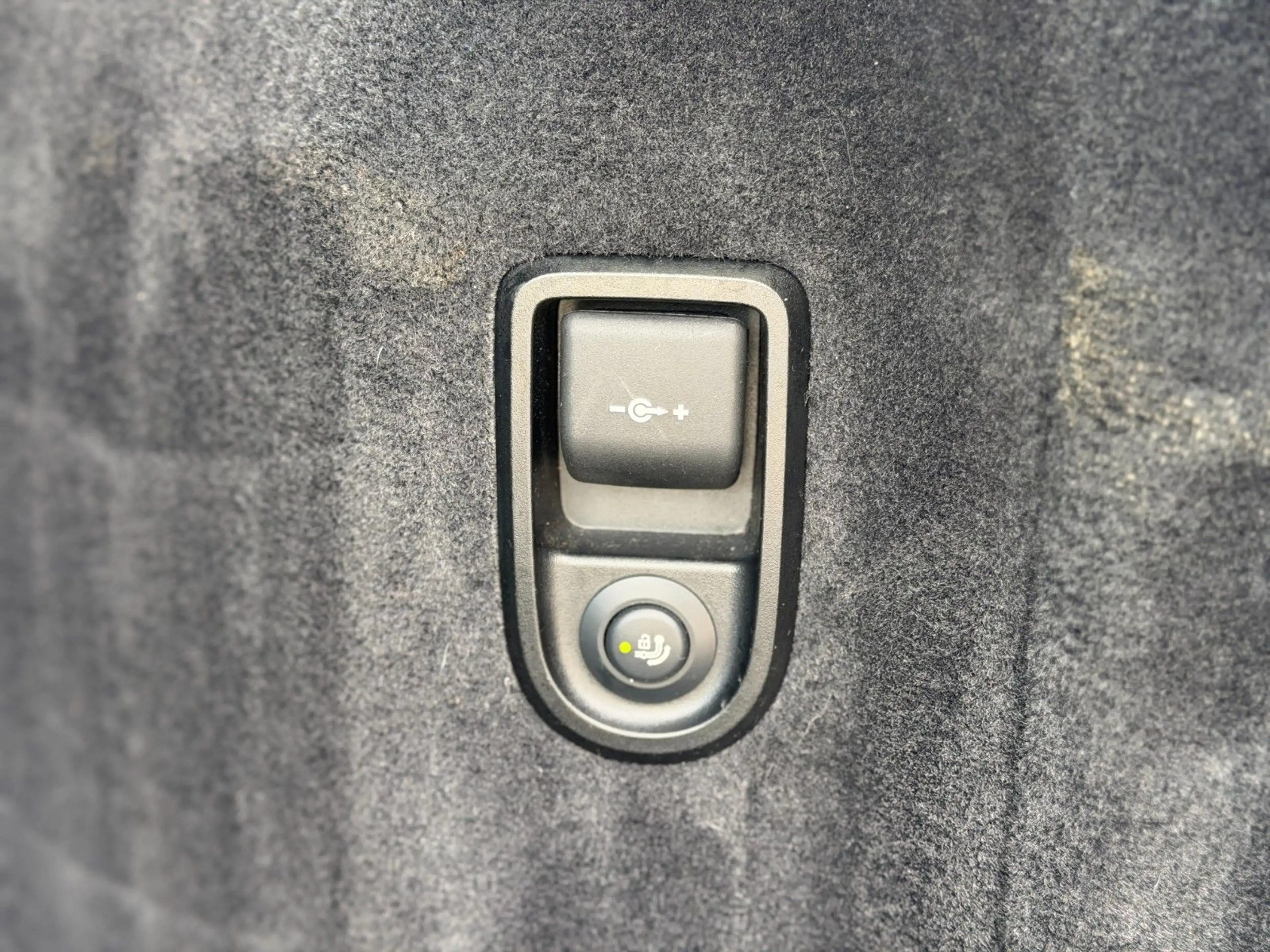 BMW 530 i Touring Garantie*Kamera*Parkassist*AHK*LED — photo 15