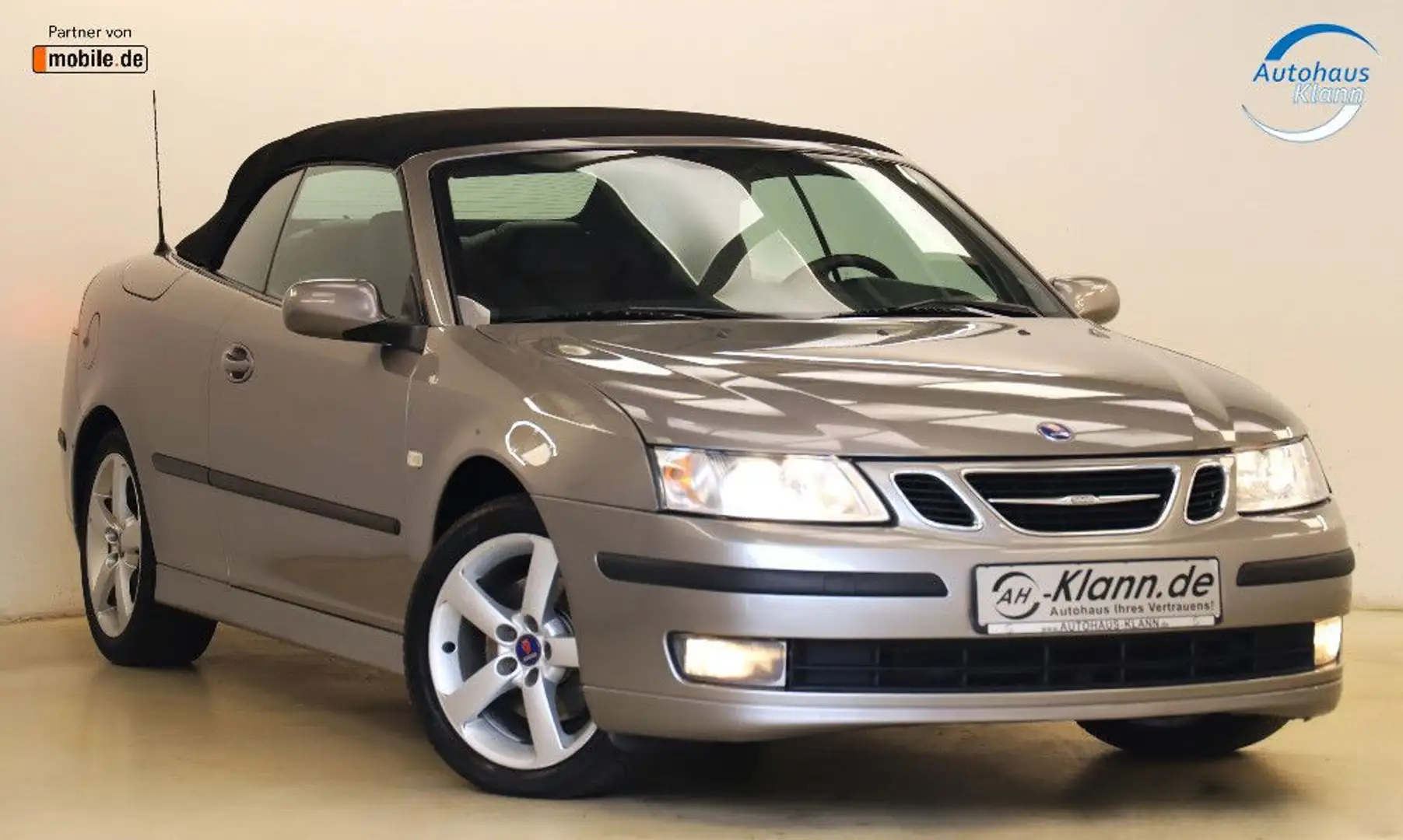 Saab 9-3 2.0T 209PS Cabrio Vector Tempomat Leder SHZ Grau - 1