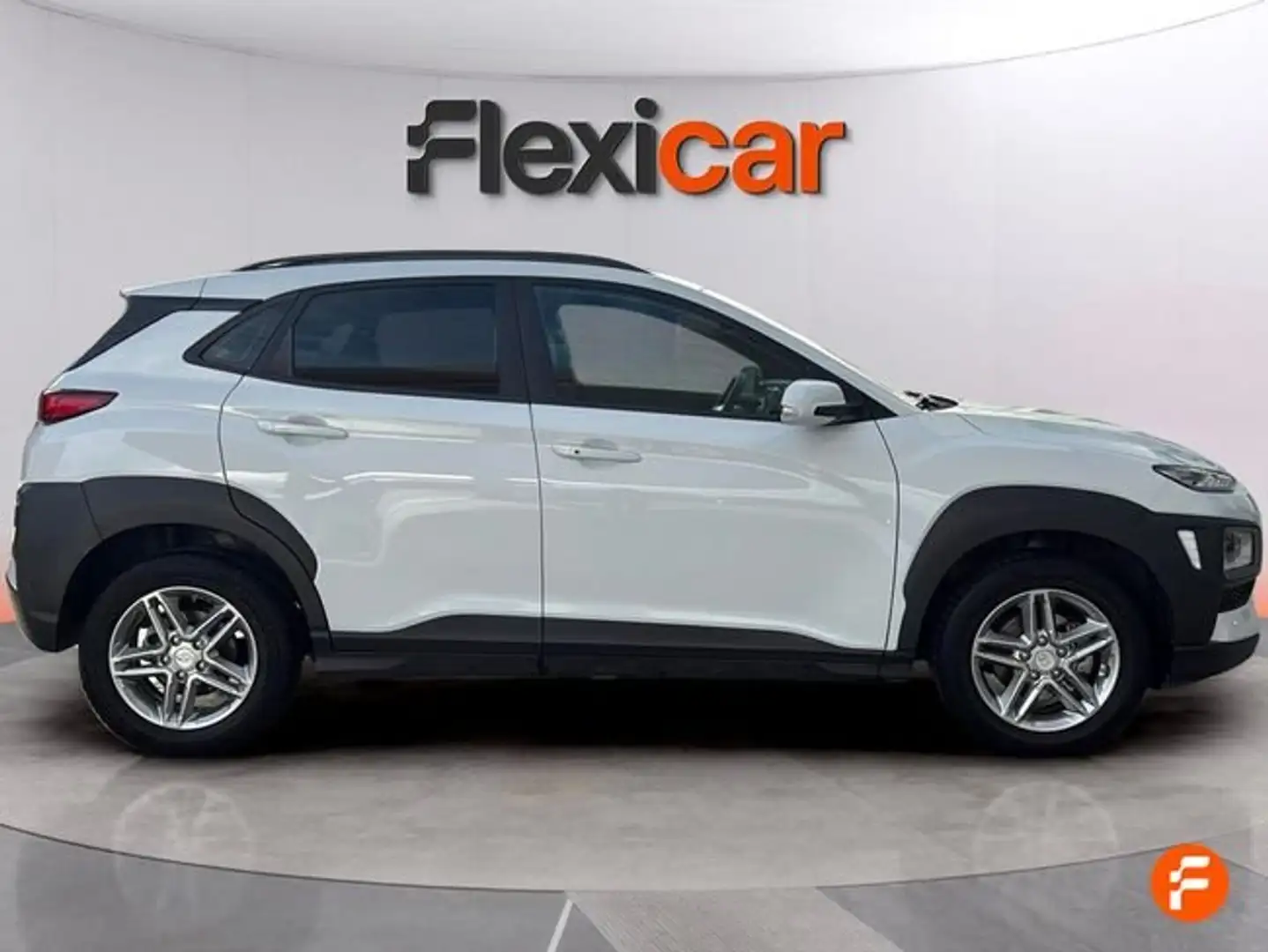 Hyundai KONA 1.0 TGDI Essence 4x2 Blanco - 2