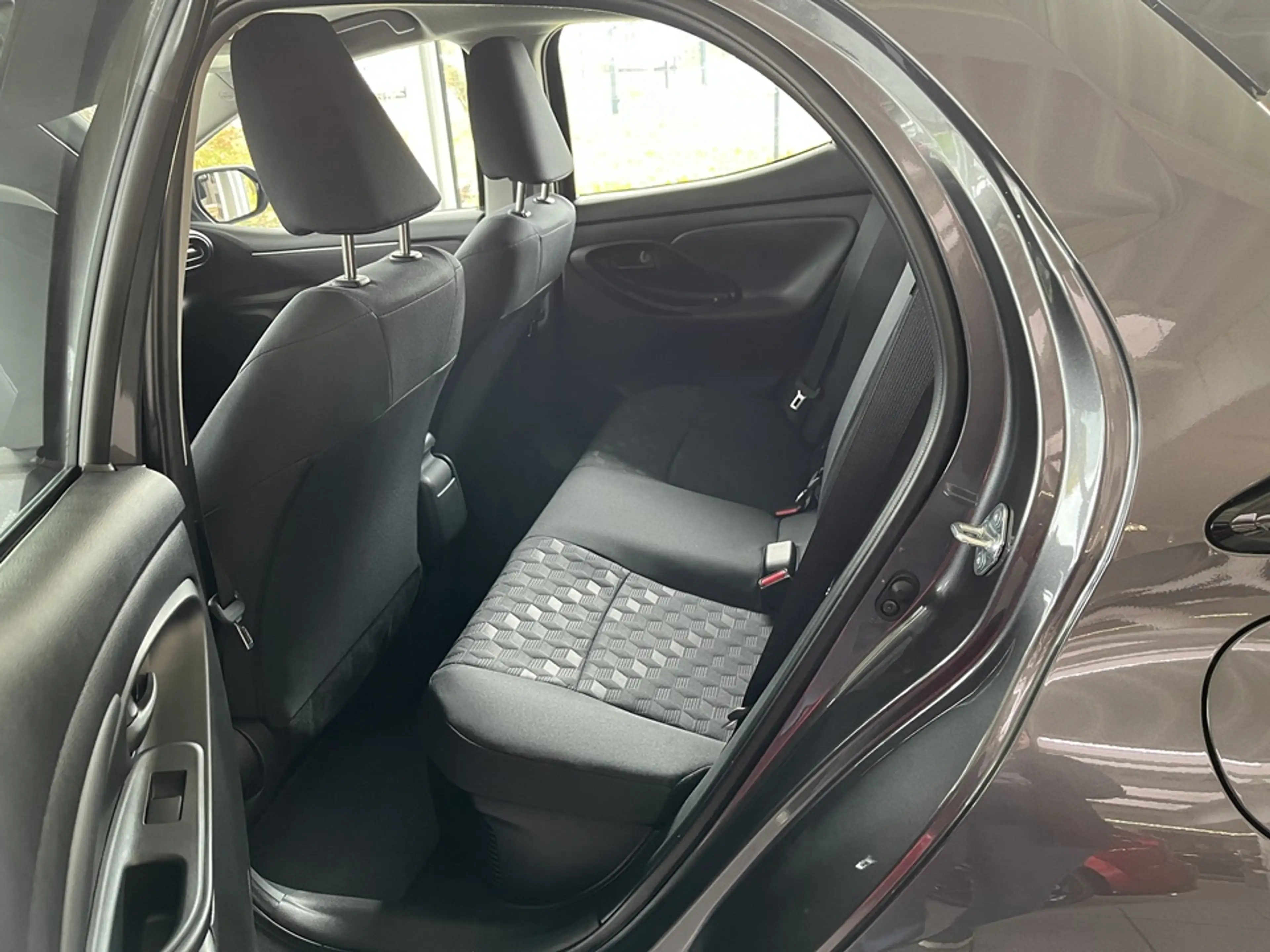 Mazda 2 Hybrid 1.5L Hybrid VVT-i 116 PS Exclusive-Line + W — photo 6
