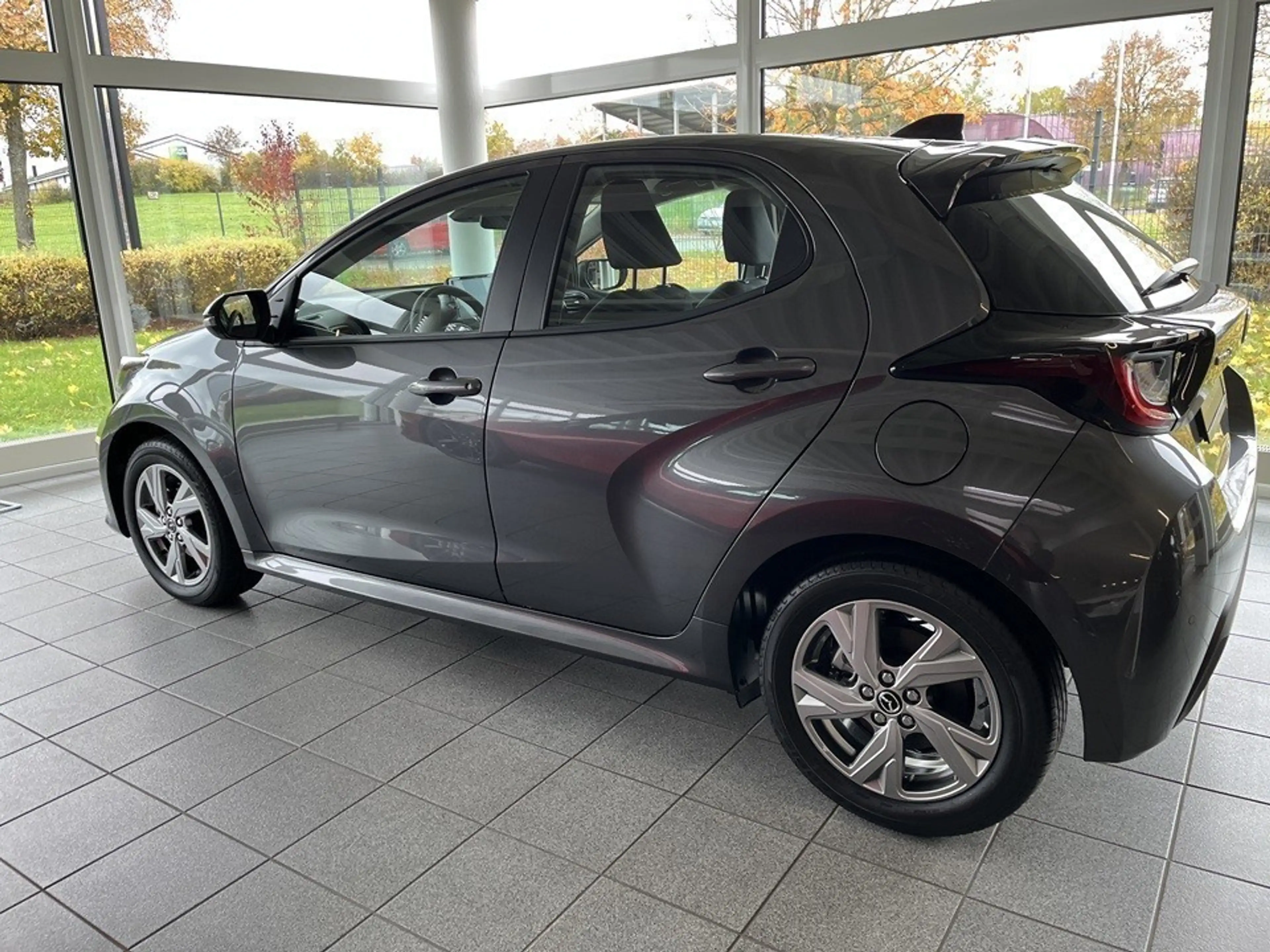Mazda 2 Hybrid 1.5L Hybrid VVT-i 116 PS Exclusive-Line + W — photo 3