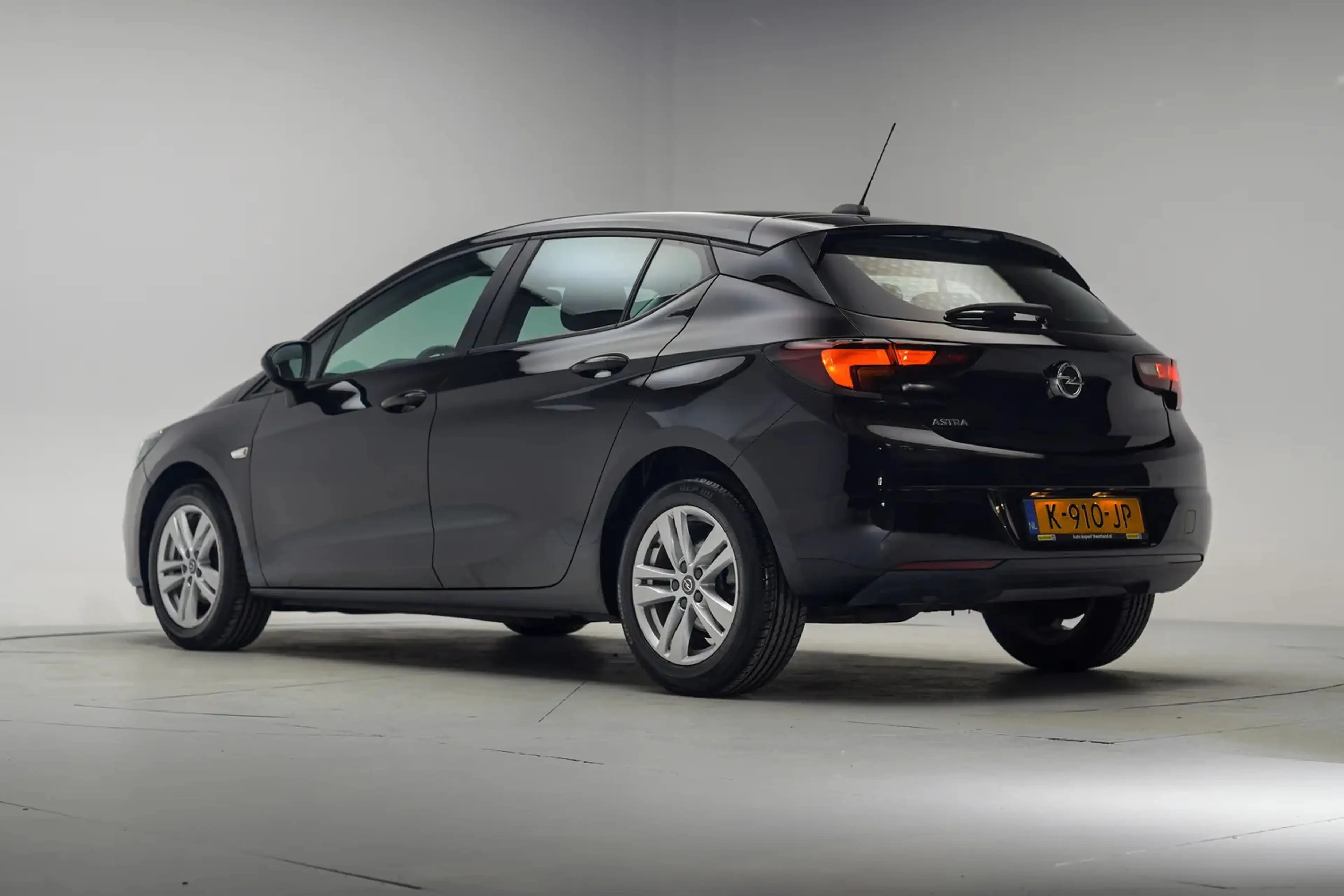 Opel Astra 1.2 Edition [ Navi Apple/Android LED PDC Cruise ] — photo 3