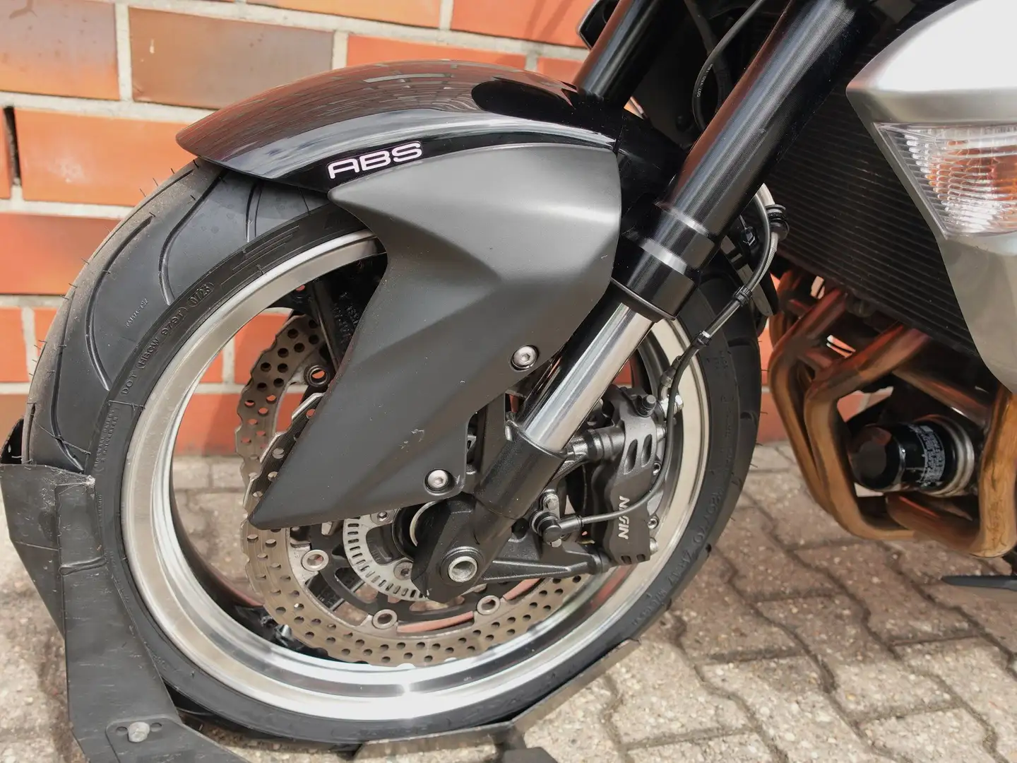 Kawasaki Z 1000 TOP gepflegt | ABS | neue Wartung + Reifen Fehér - 2