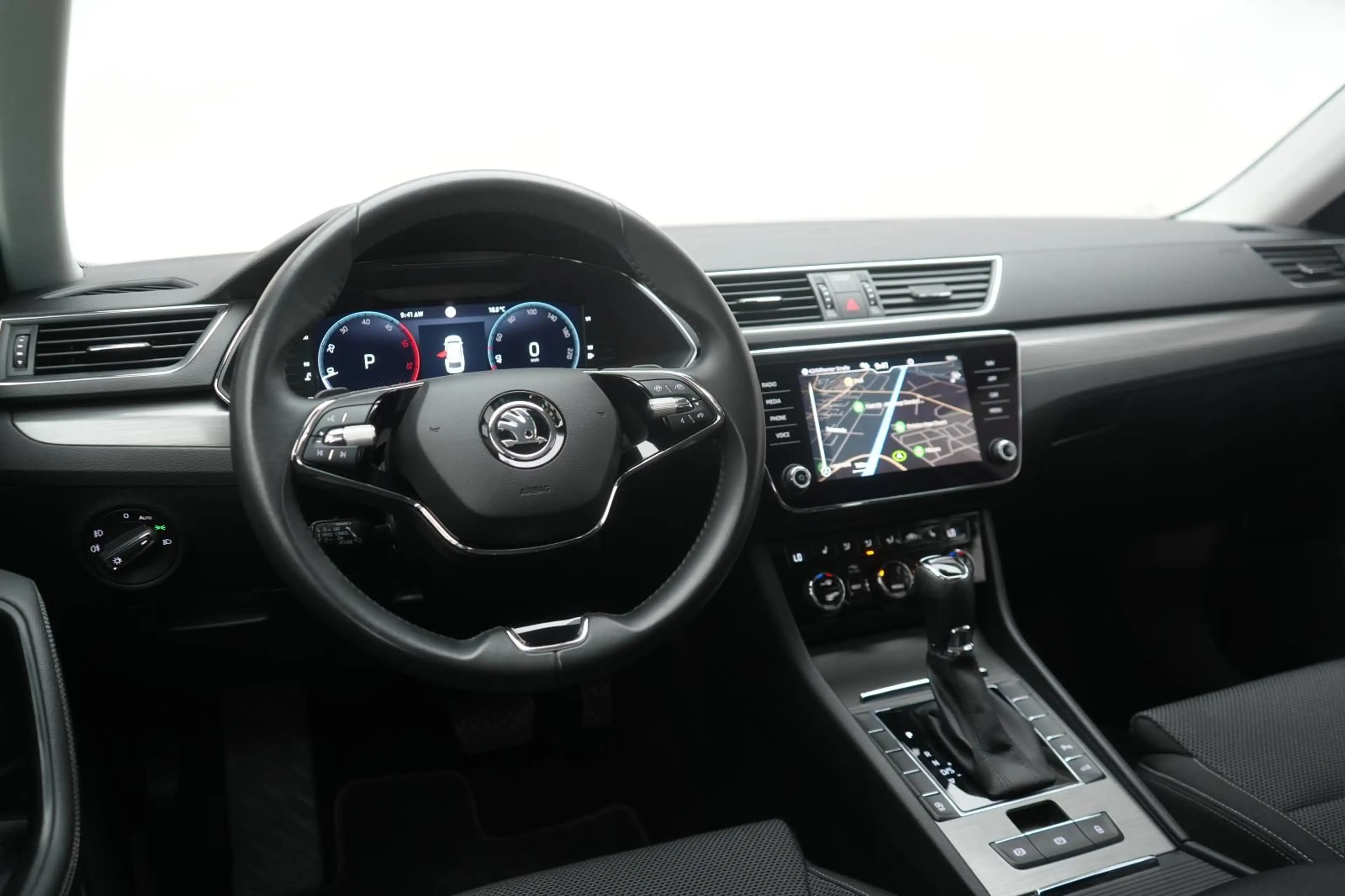 Skoda Superb 2.0 TDI DSG Style CarPlay/ACC/Virtual/Lan — photo 13