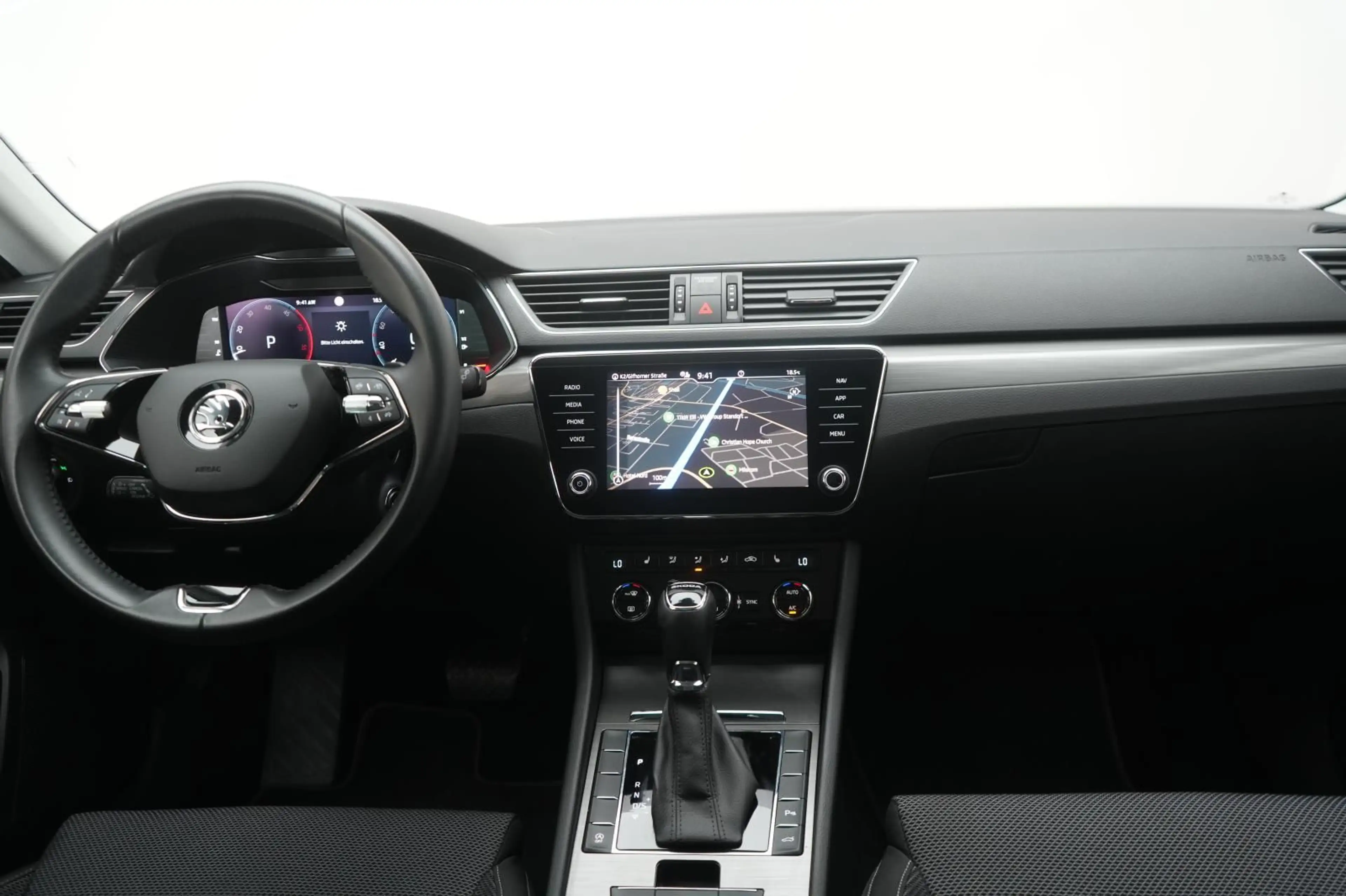Skoda Superb 2.0 TDI DSG Style CarPlay/ACC/Virtual/Lan — photo 14