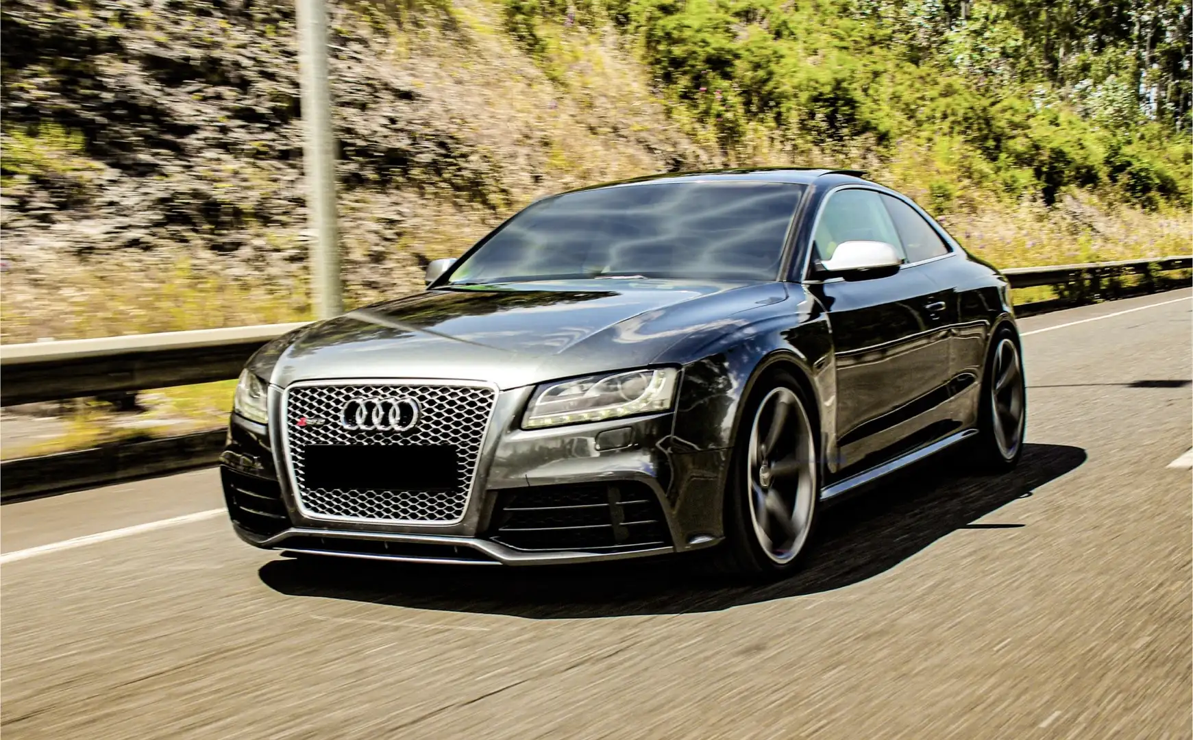 Audi RS5 4.2 FSI quattro S-Tronic - 1