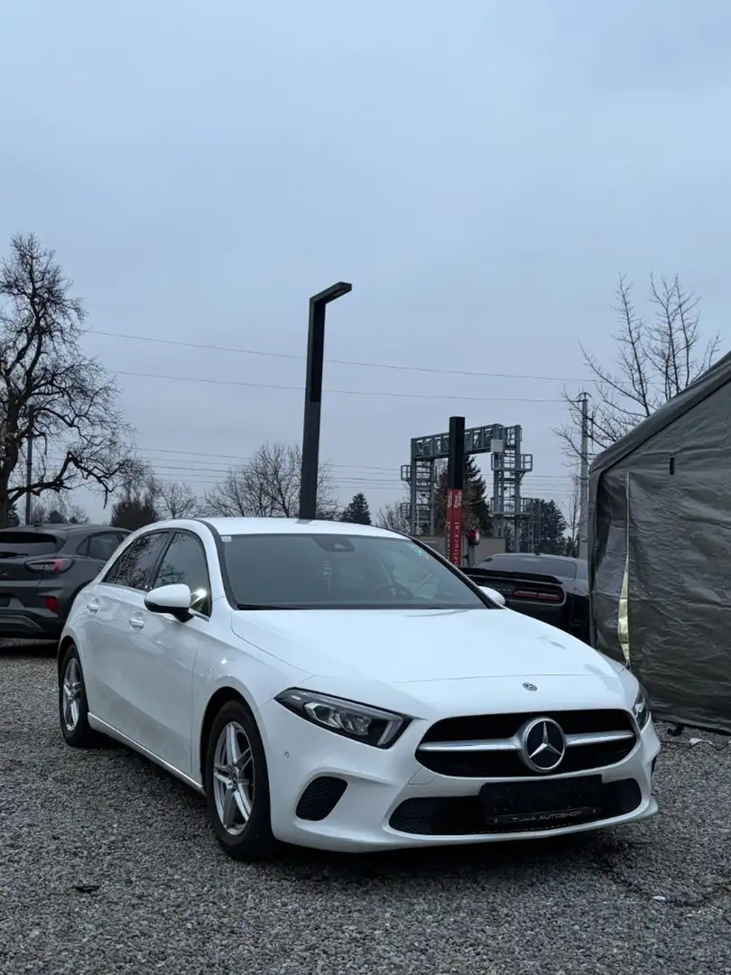 Mercedes-Benz A 160 A-Klasse A 160 Style Weiß - 1