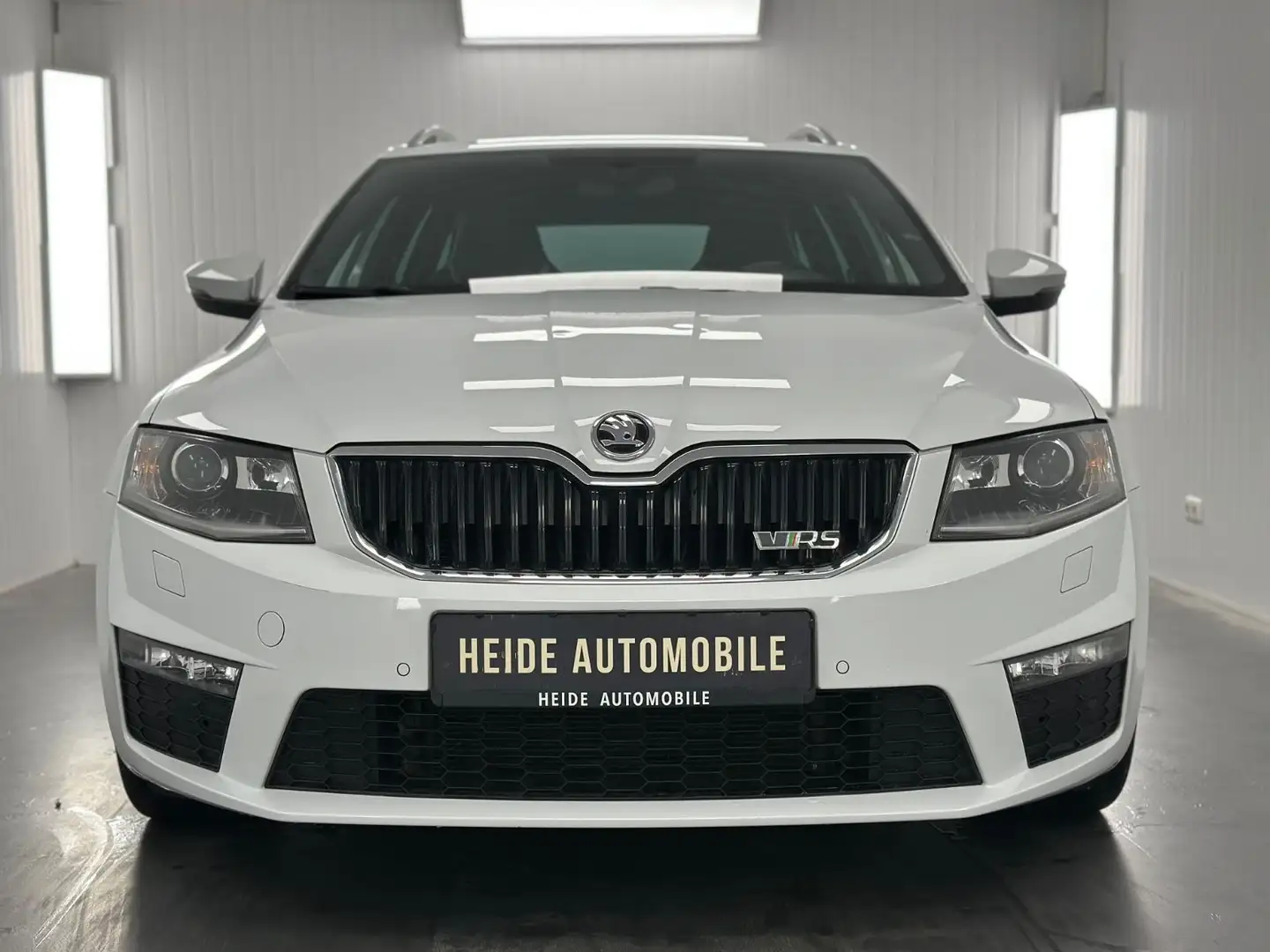 Skoda Octavia Combi RS Sport Navi Automatik Tempomat Weiß - 2