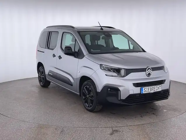 Citroen Berlingo view 3