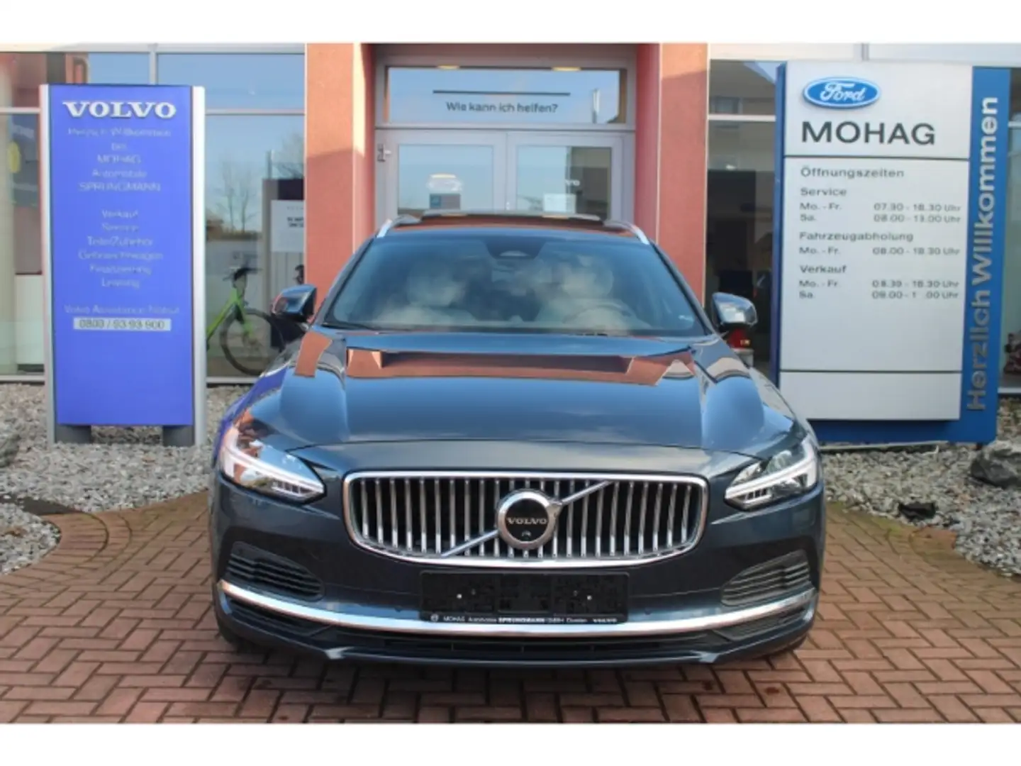 Volvo V90 T8 AWD Plug-In Hybrid Inscription mit Panorama,AHK Blau - 2