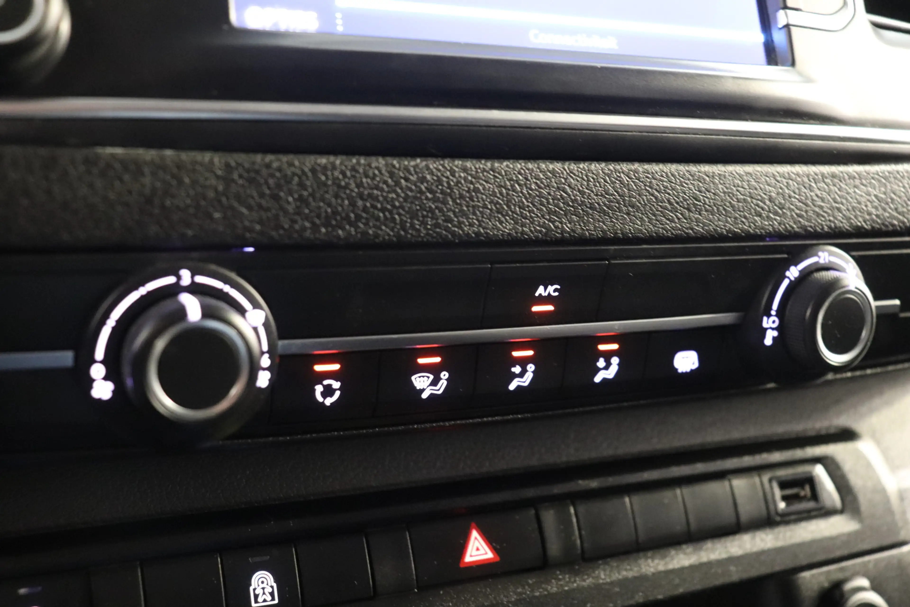 Peugeot Expert 2.0 BlueHDI 180PK Dubbel Cabine Automaat EURO 6 - — photo 14