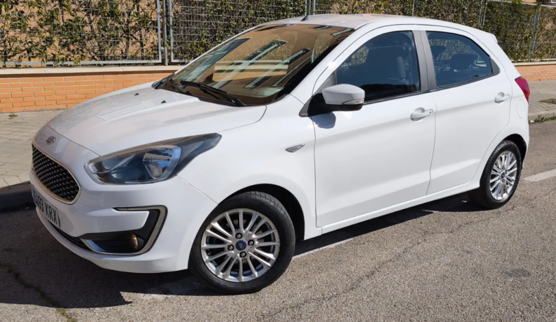 Ford Ka/Ka+ Ka+ 1.19 Ti-VCT White & Black Edition Білий - 2