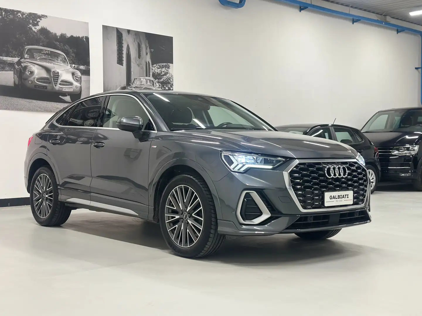 Audi Q3 Sportback MHEV S Line 150cv S-Tronic - VIRTUAL Gris - 2