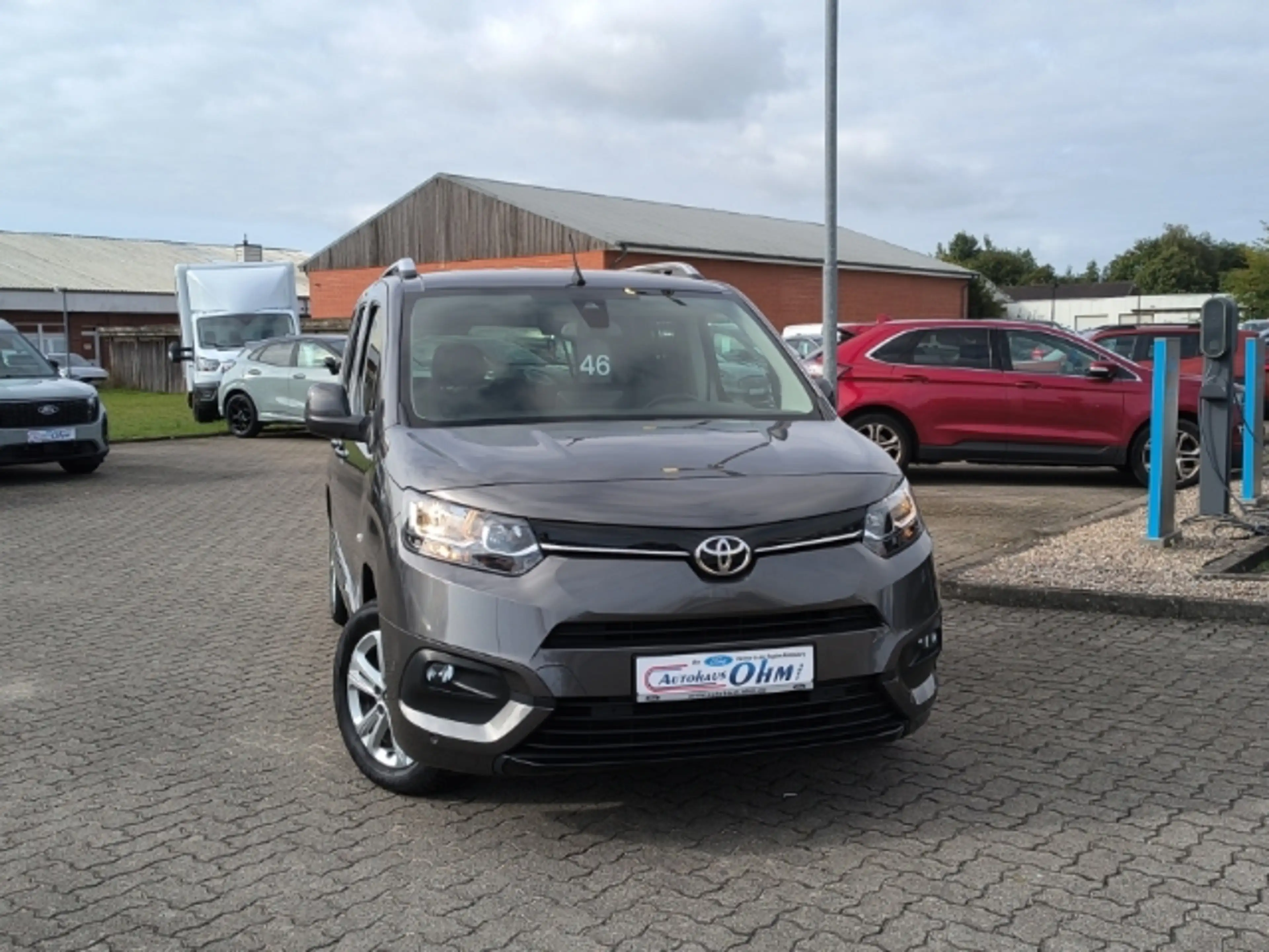 Toyota Proace City Team Deutschland-RFK-ASSIST.-GJR-AHK-TEMPO-SHZ-DAB — photo 4