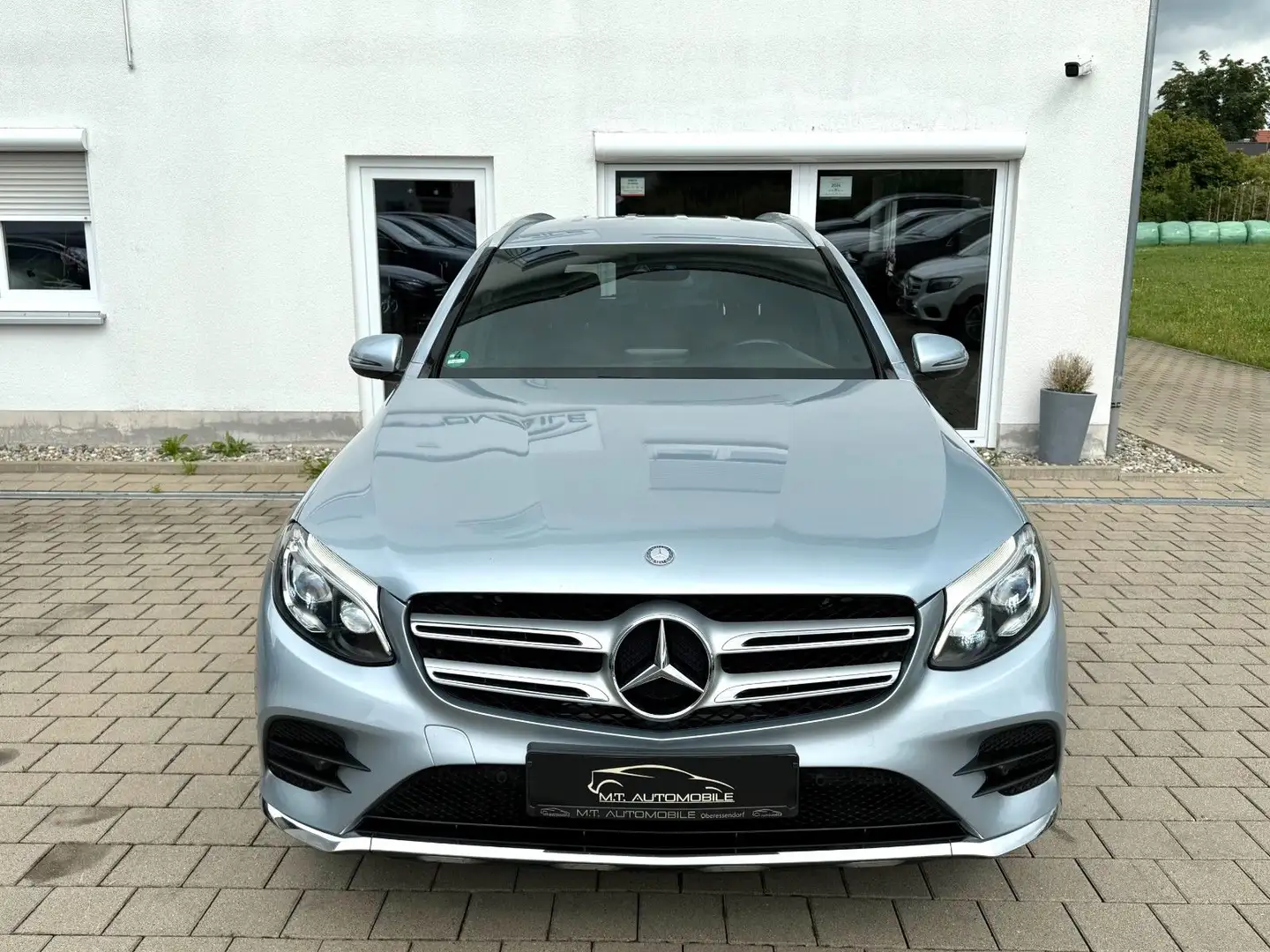 Mercedes-Benz GLC 250 d 4Matic*AMG*NAVI*KAMERA*LED*AHK*19''ALU Plateado - 2