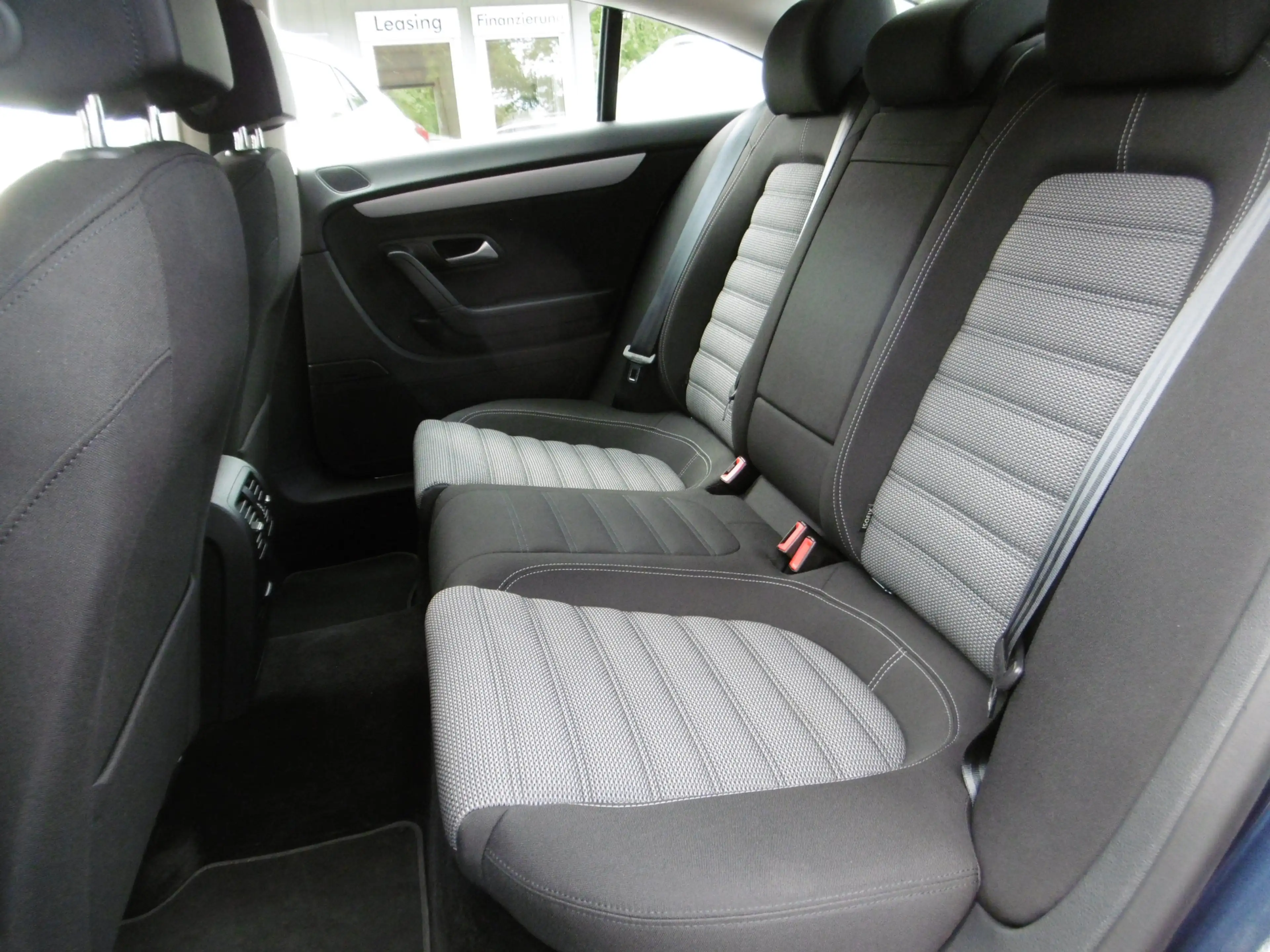 Volkswagen CC 1.4TSI Automatik Sitzheiz. Xenon Tempomat PDC — photo 4
