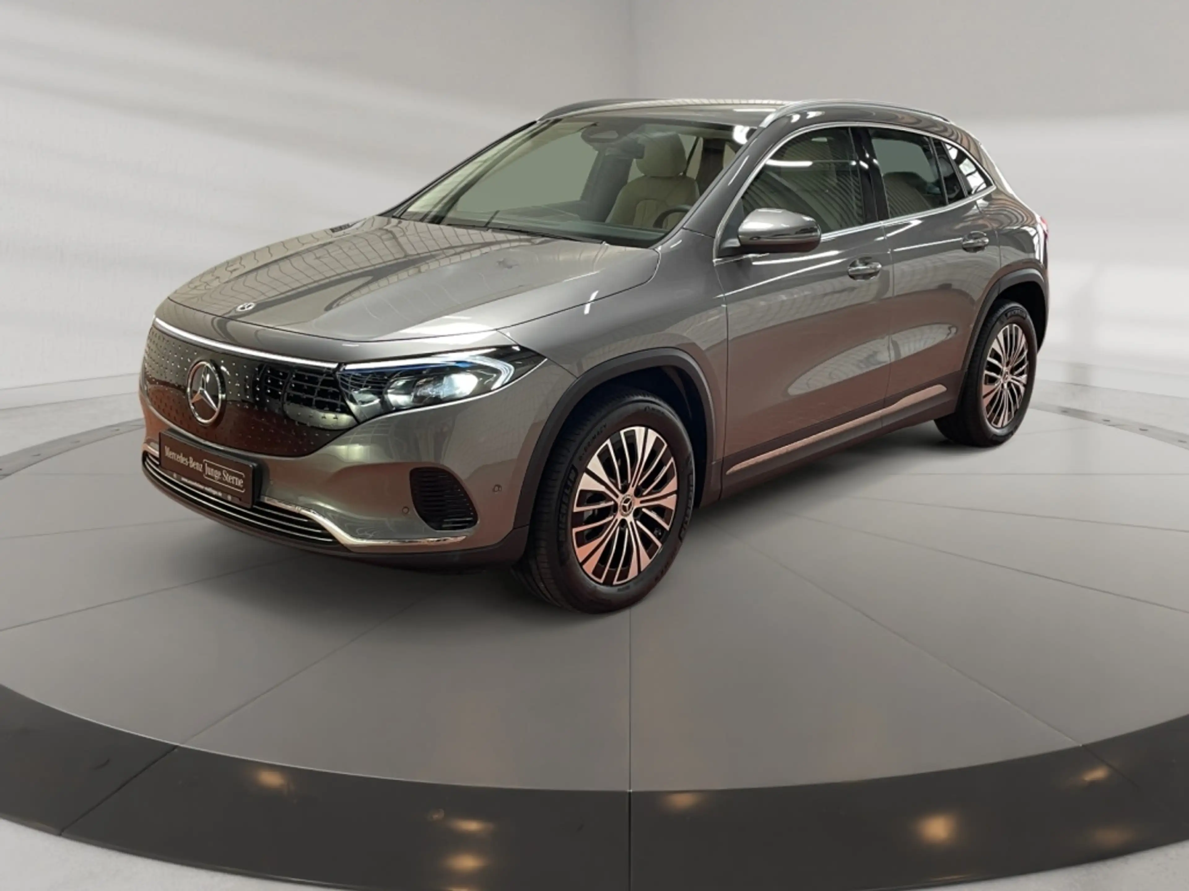 Mercedes-Benz EQA 250 + Progressive ILS+MBUX+Progressive+Wide — photo 2