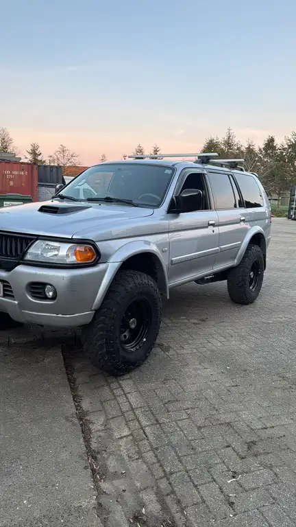 Mitsubishi Pajero Sport 2007 из Европы — купить под ключ