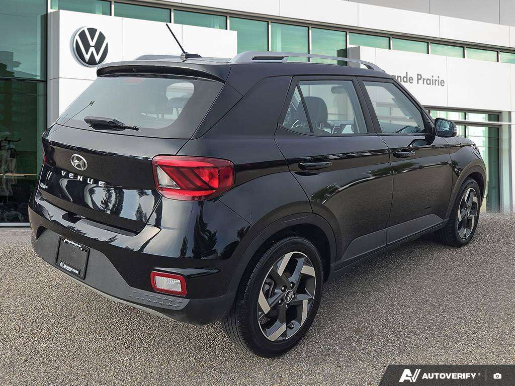 2023 Hyundai Venue Ultimate | CLEAN CARFAX | HEATED SEATS | SUNROOF — снимка 1
