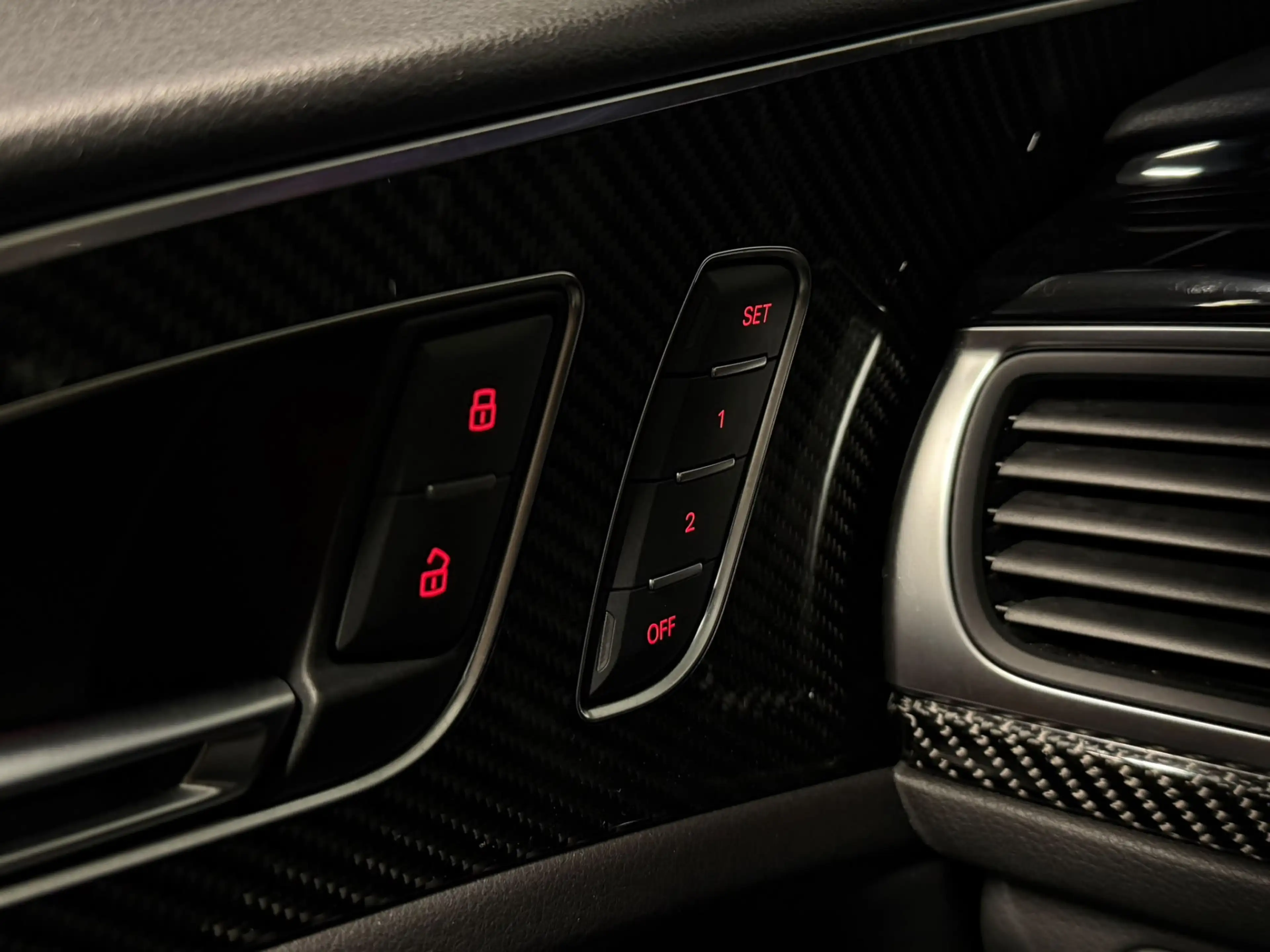 Audi RS6 Avant 4.0 TFSI Quattro Pro Line Plus Matgrijs Pano — photo 17