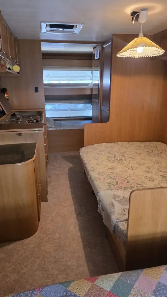 Caravans-Wohnm Airstream 495, foto 4