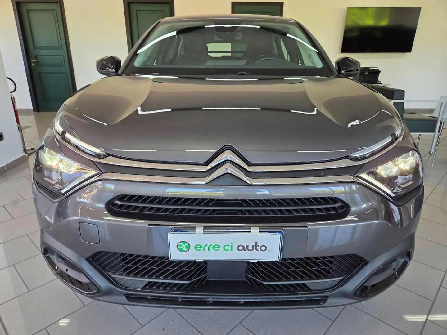 Citroen C4 BlueHDi 130 S&S EAT8 Feel Pack "km 21131" Grigio - 2
